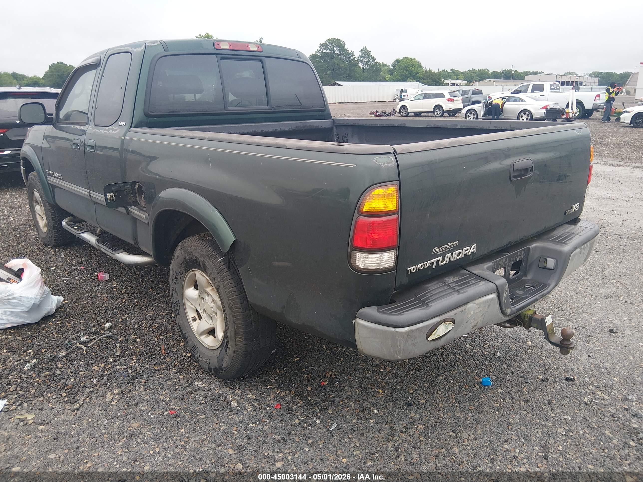 TOYOTA TUNDRA image 3