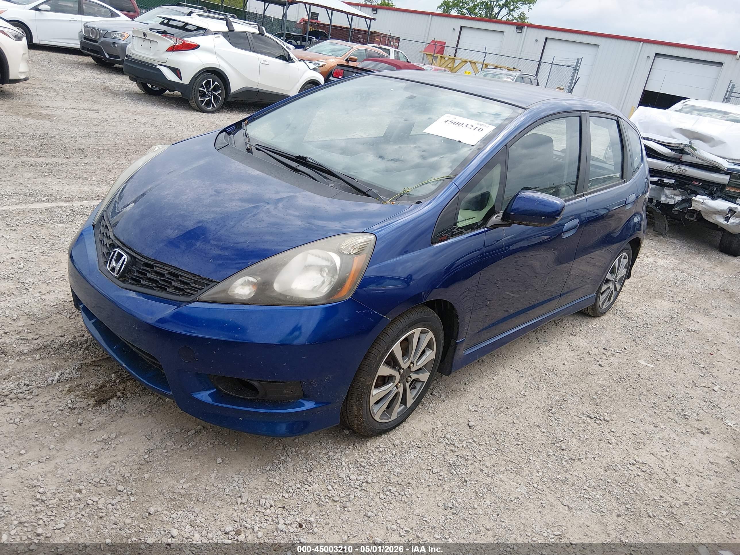 HONDA FIT image 2
