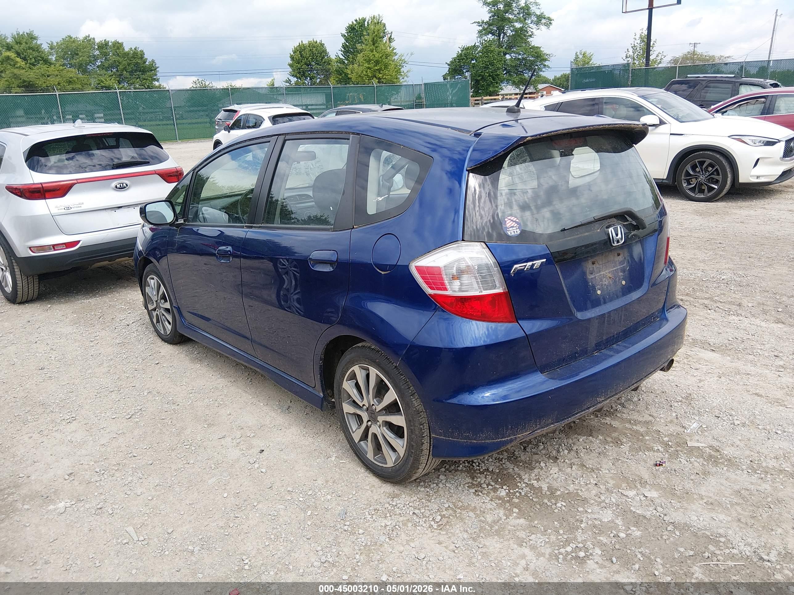 HONDA FIT image 3