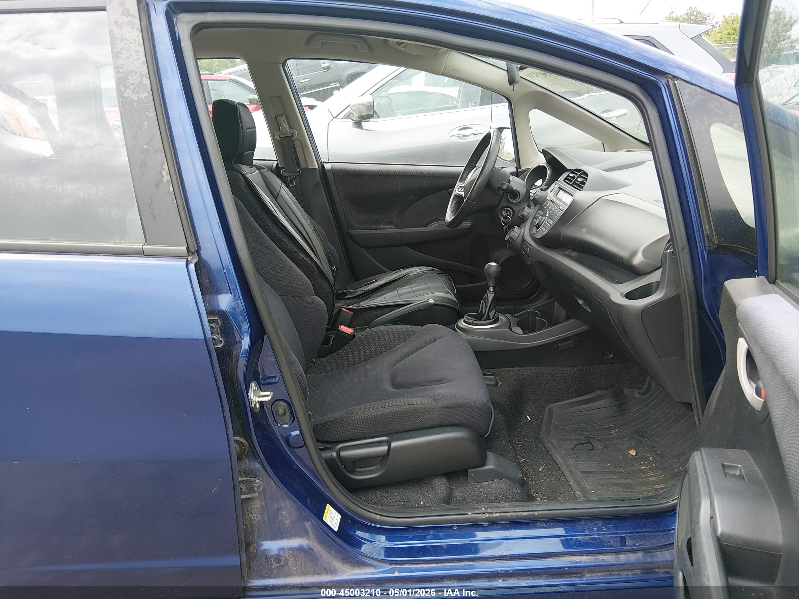 HONDA FIT image 5