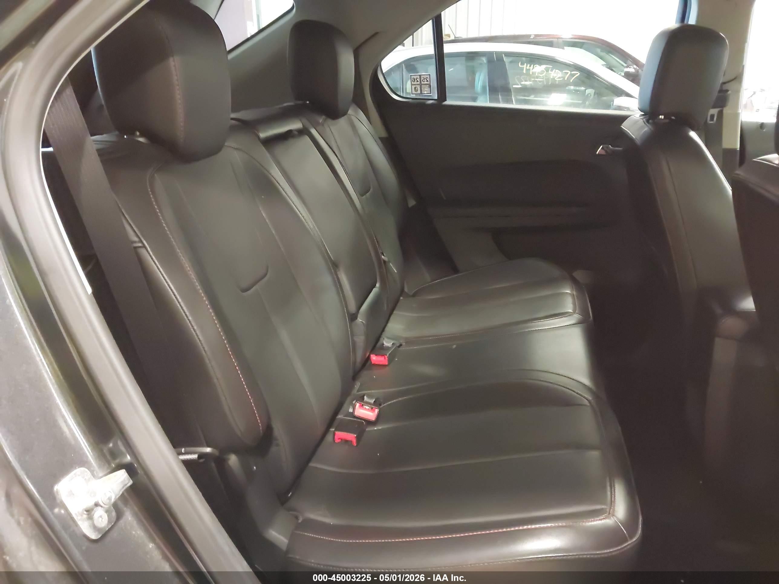 CHEVROLET EQUINOX image 8