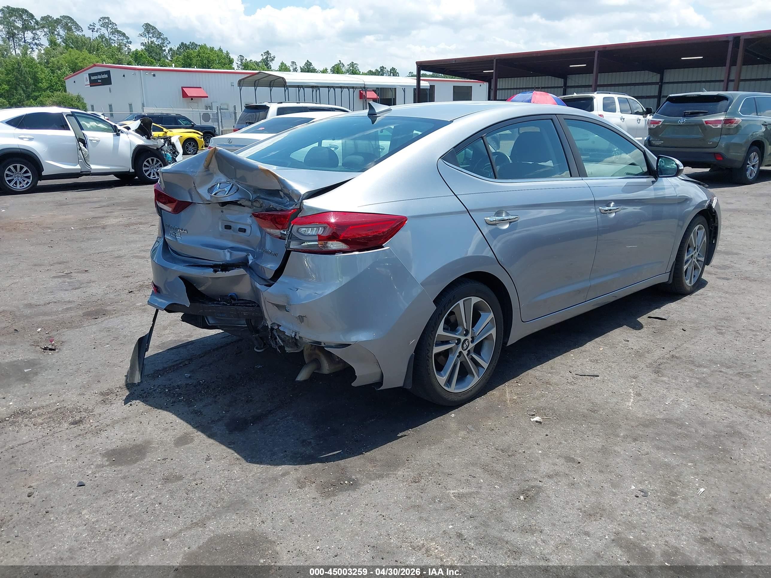 HYUNDAI ELANTRA image 4