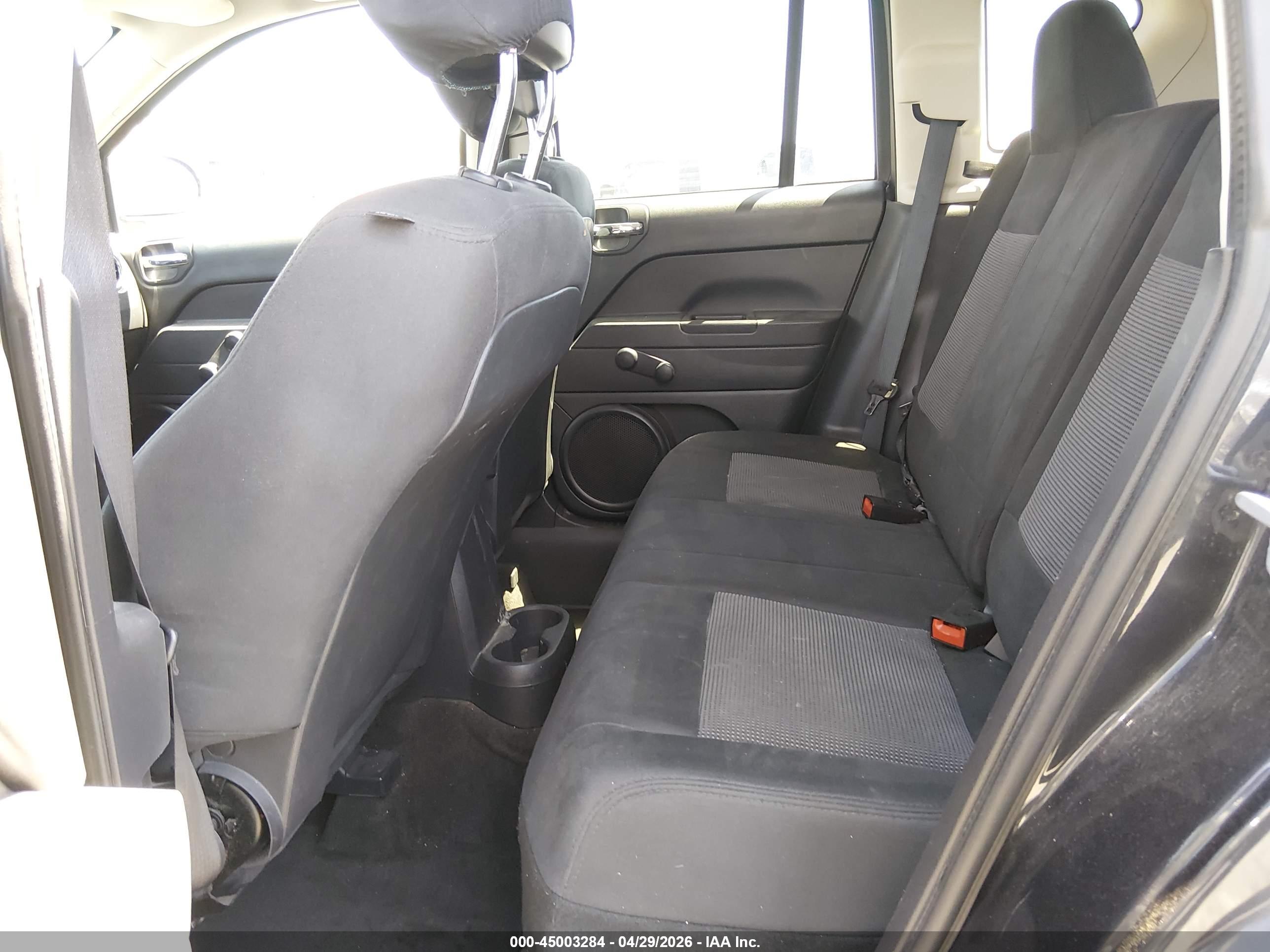 JEEP COMPASS image 8