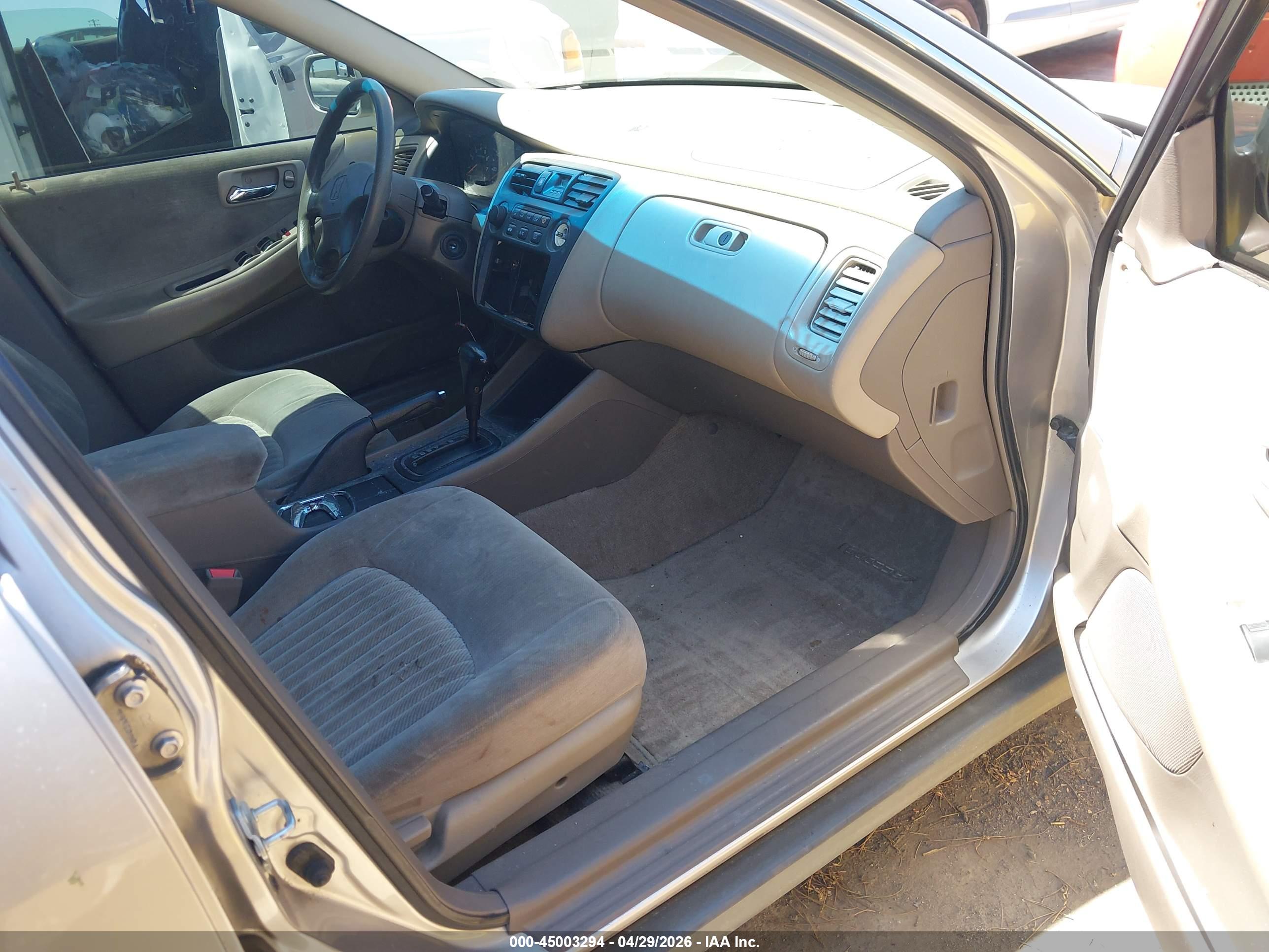 HONDA ACCORD image 5
