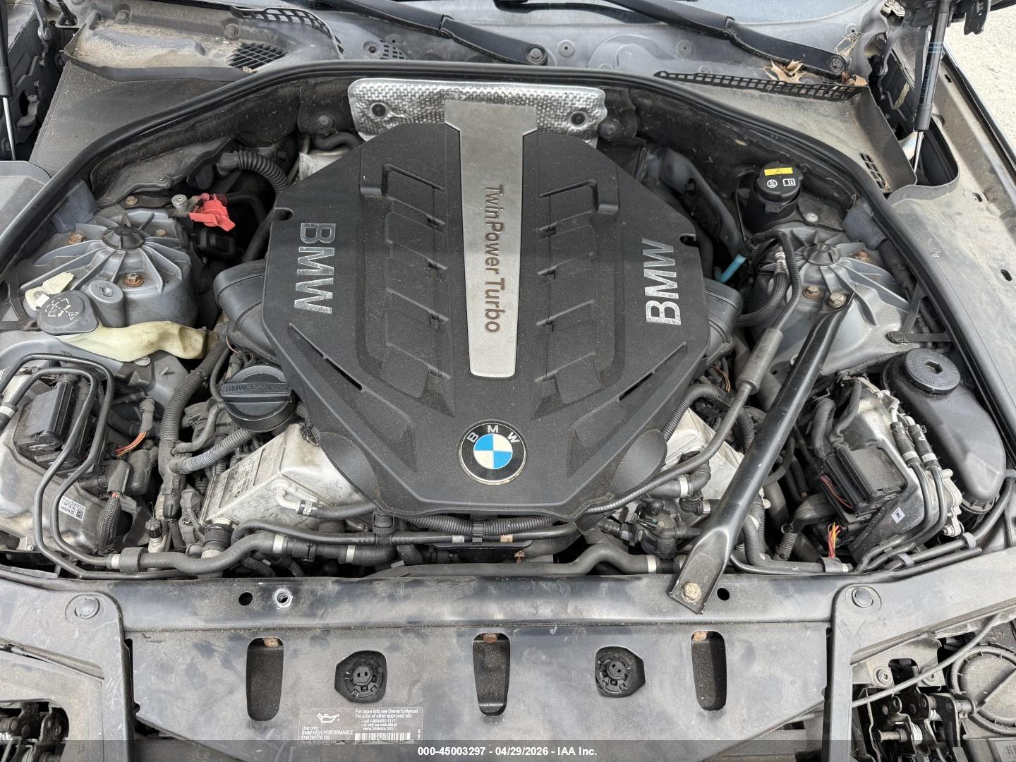 BMW 550I image 10