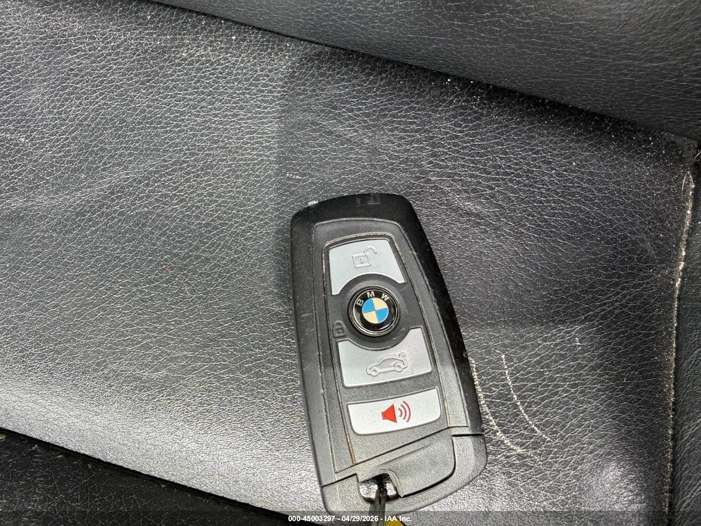BMW 550I image 11