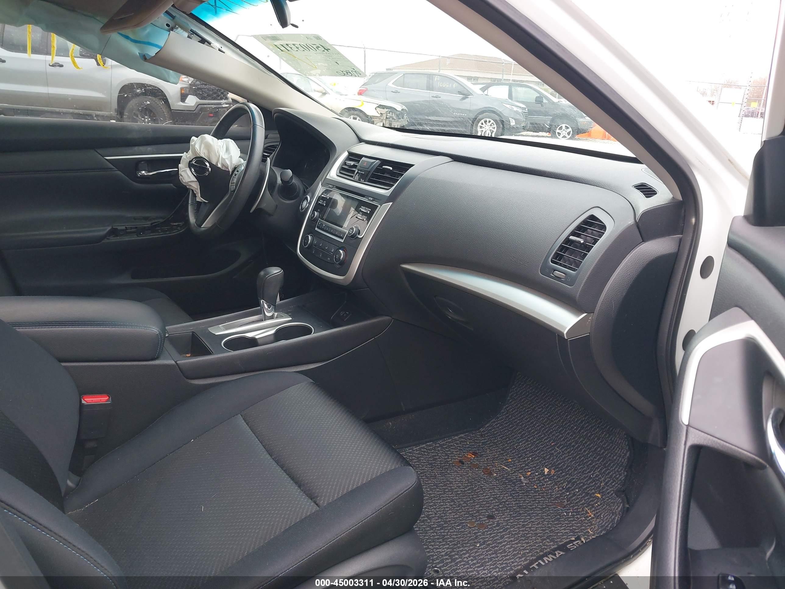 NISSAN ALTIMA image 5