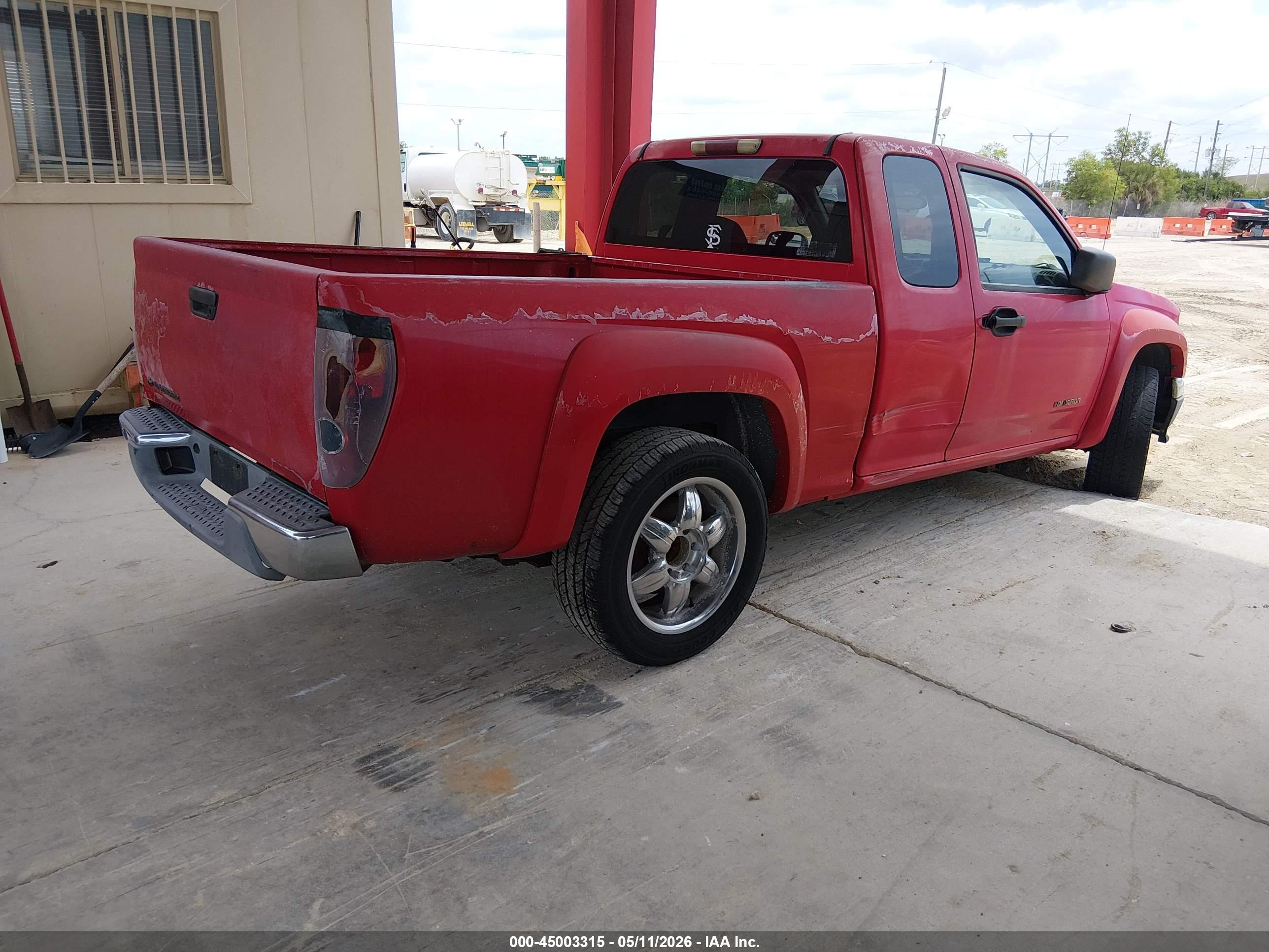 CHEVROLET COLORADO image 4