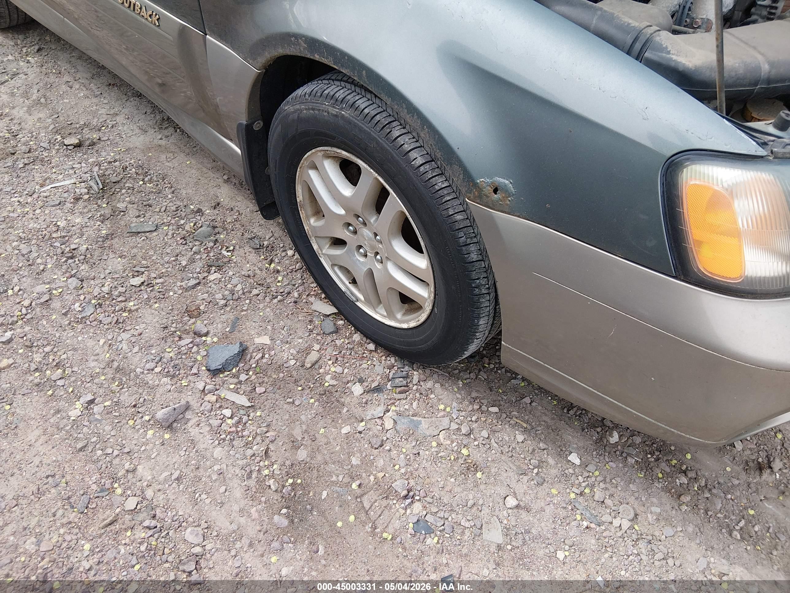 SUBARU OUTBACK image 6