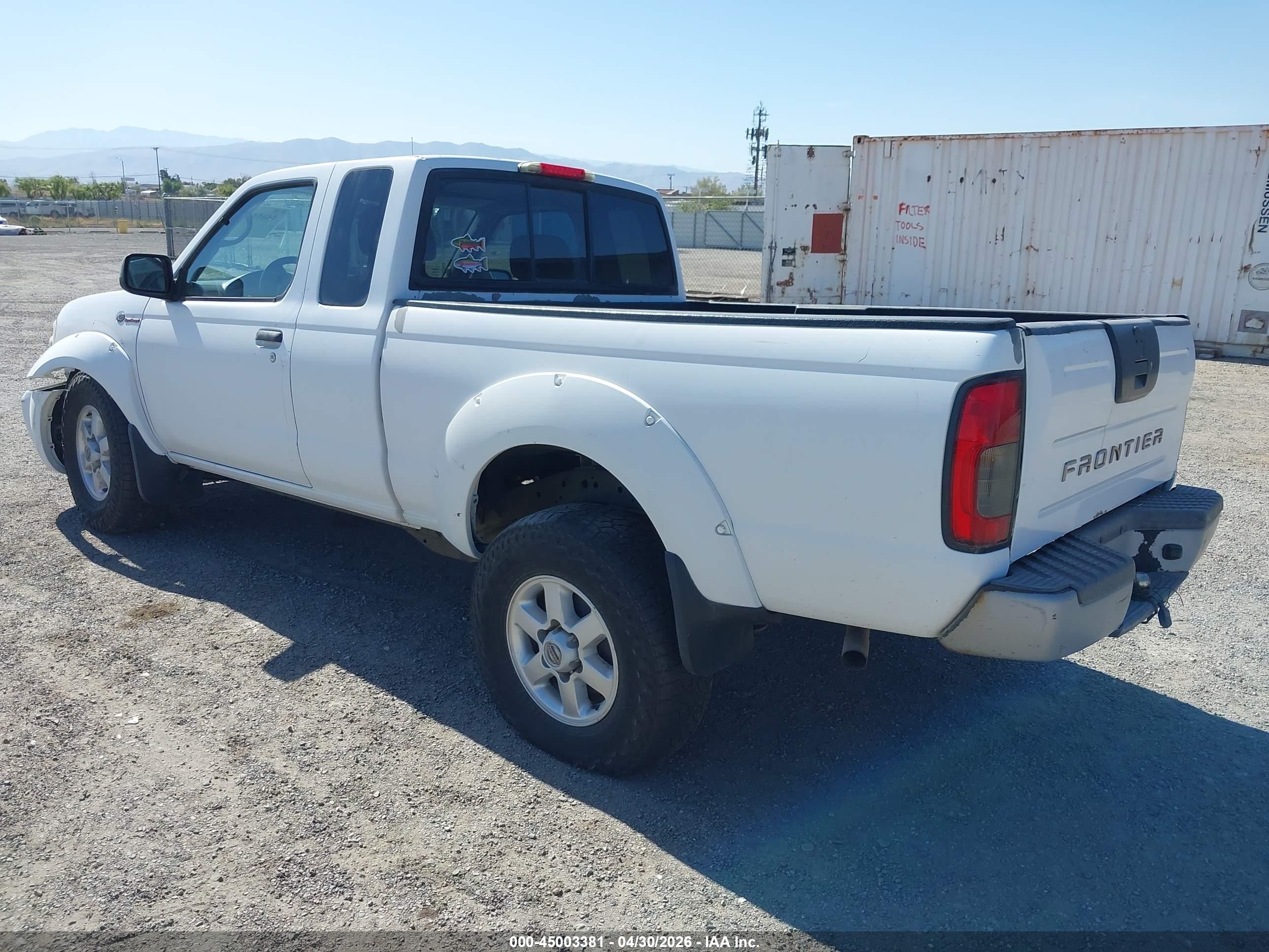 NISSAN FRONTIER image 3