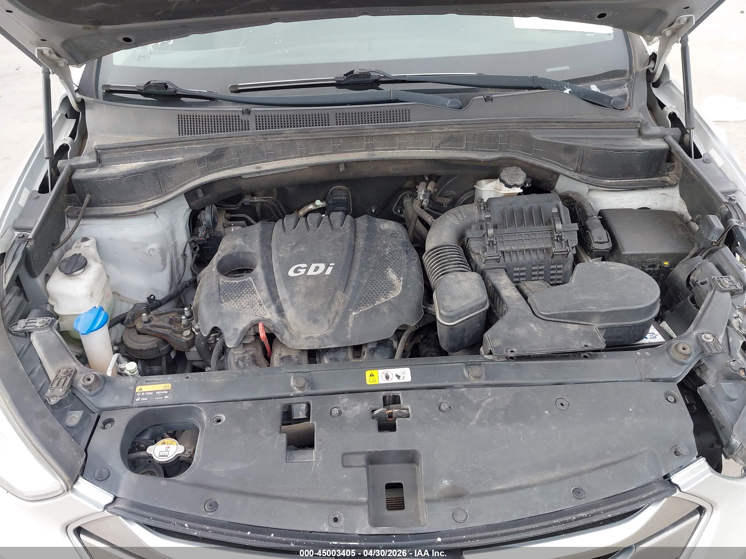 HYUNDAI SANTA image 10