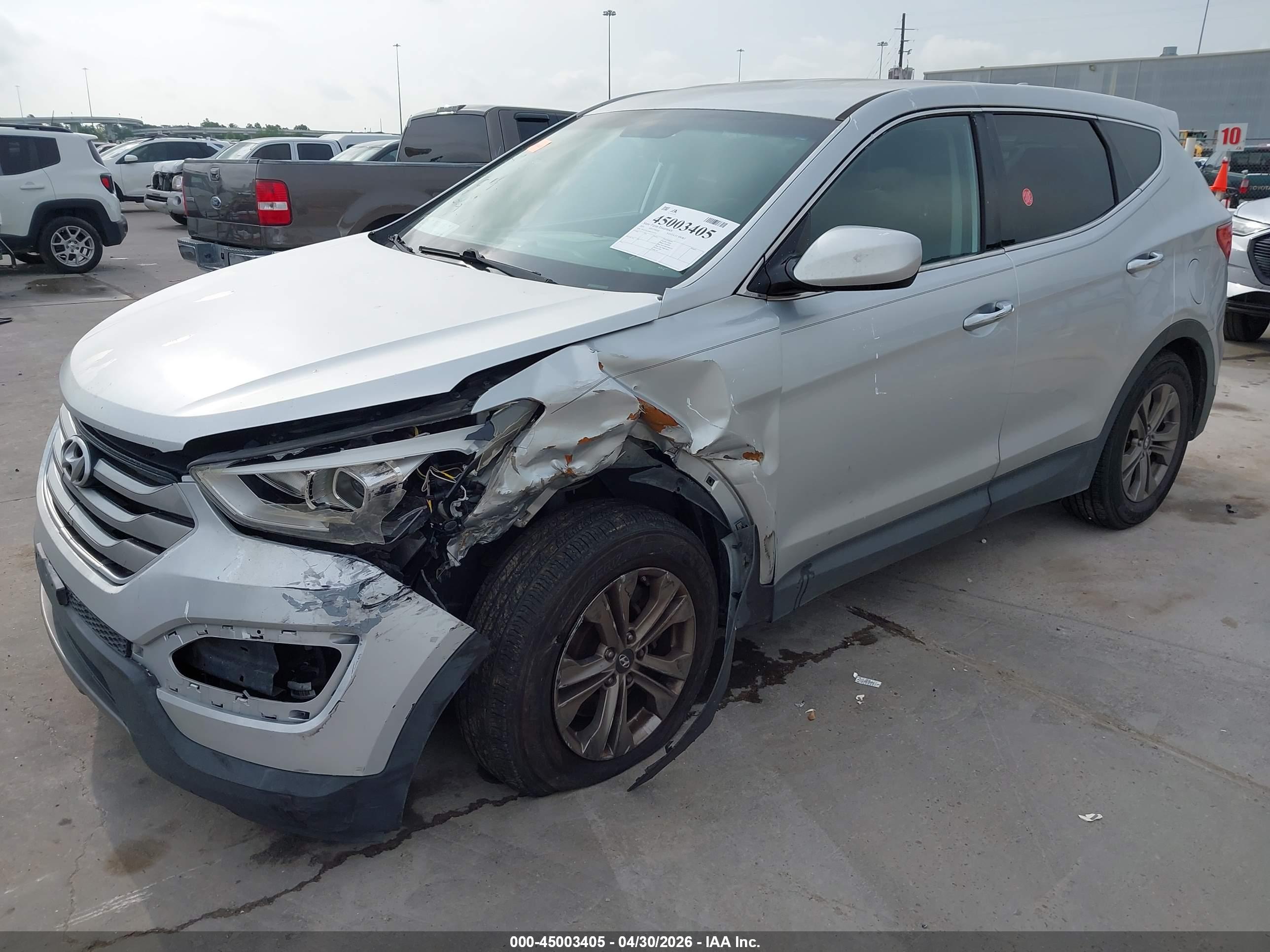 HYUNDAI SANTA image 2