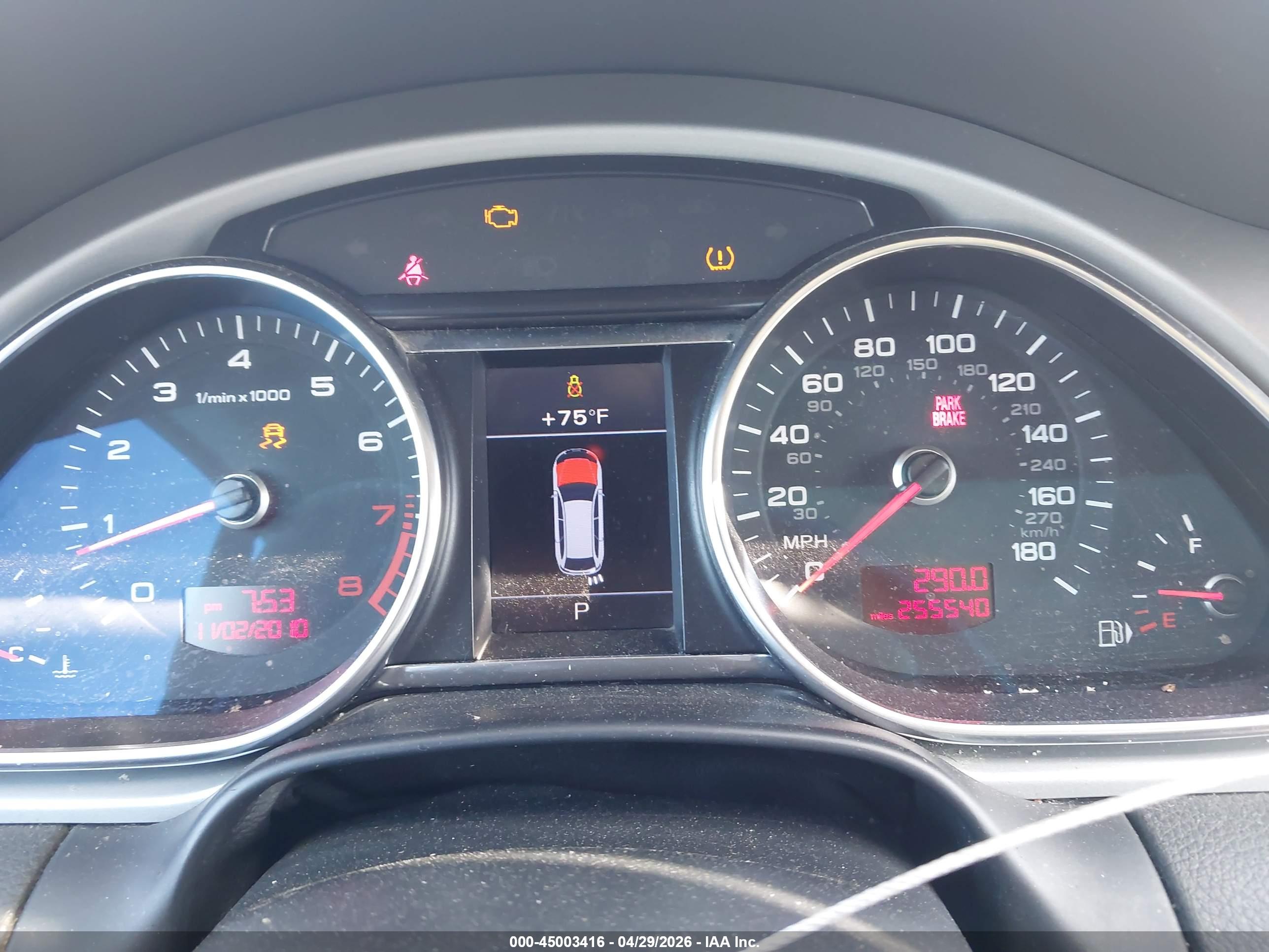 AUDI Q7 image 7