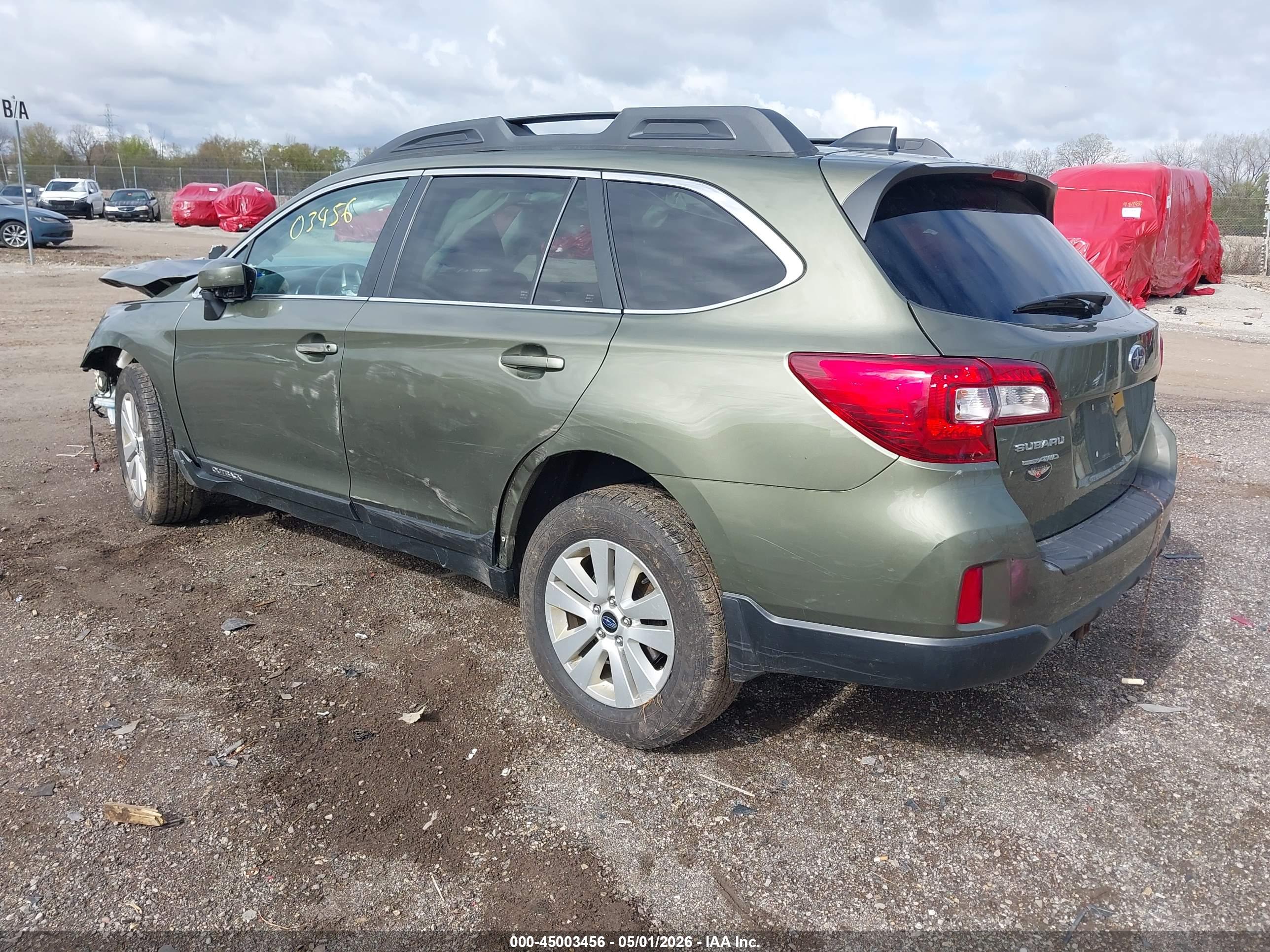SUBARU OUTBACK image 3