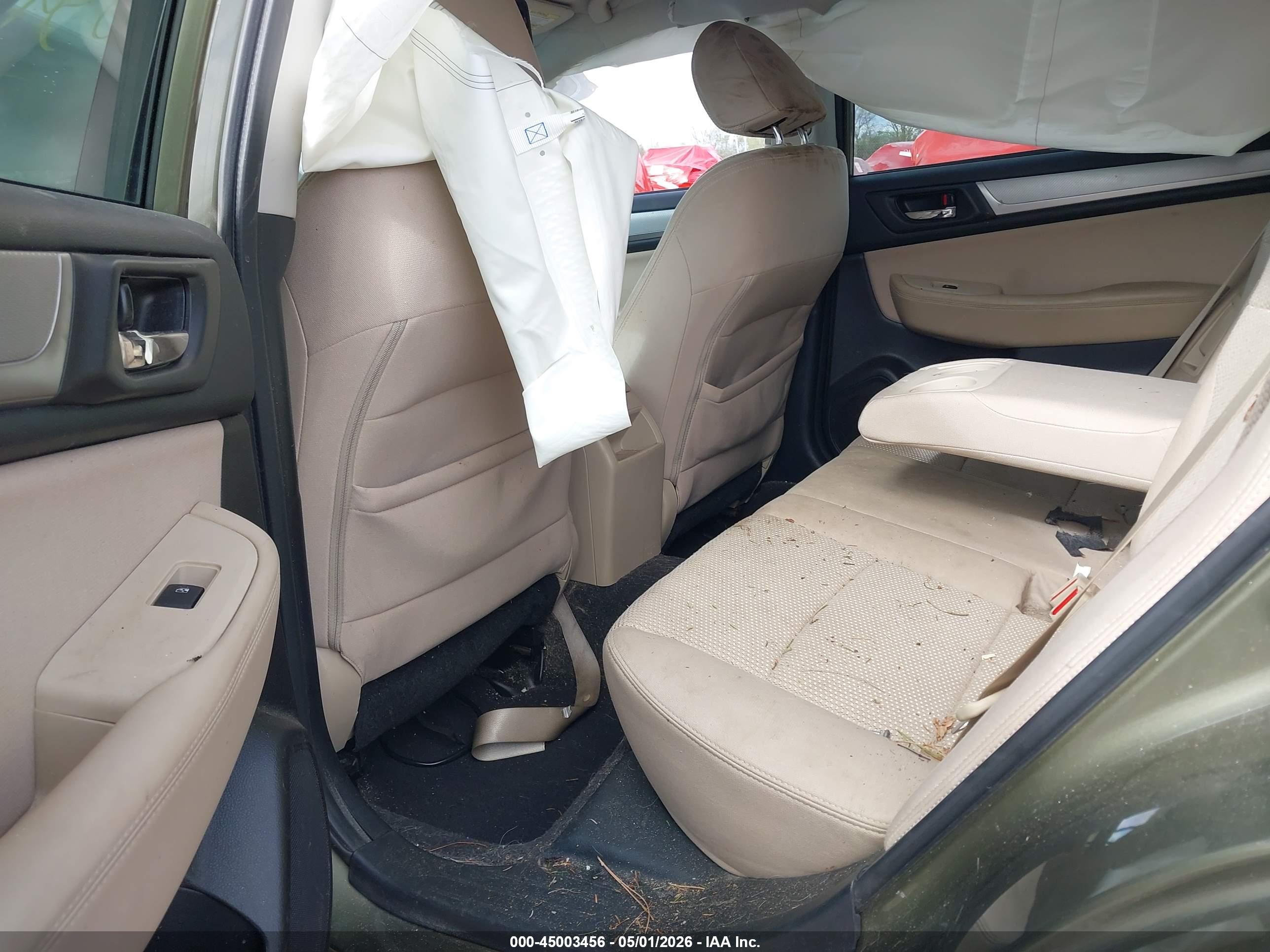 SUBARU OUTBACK image 8
