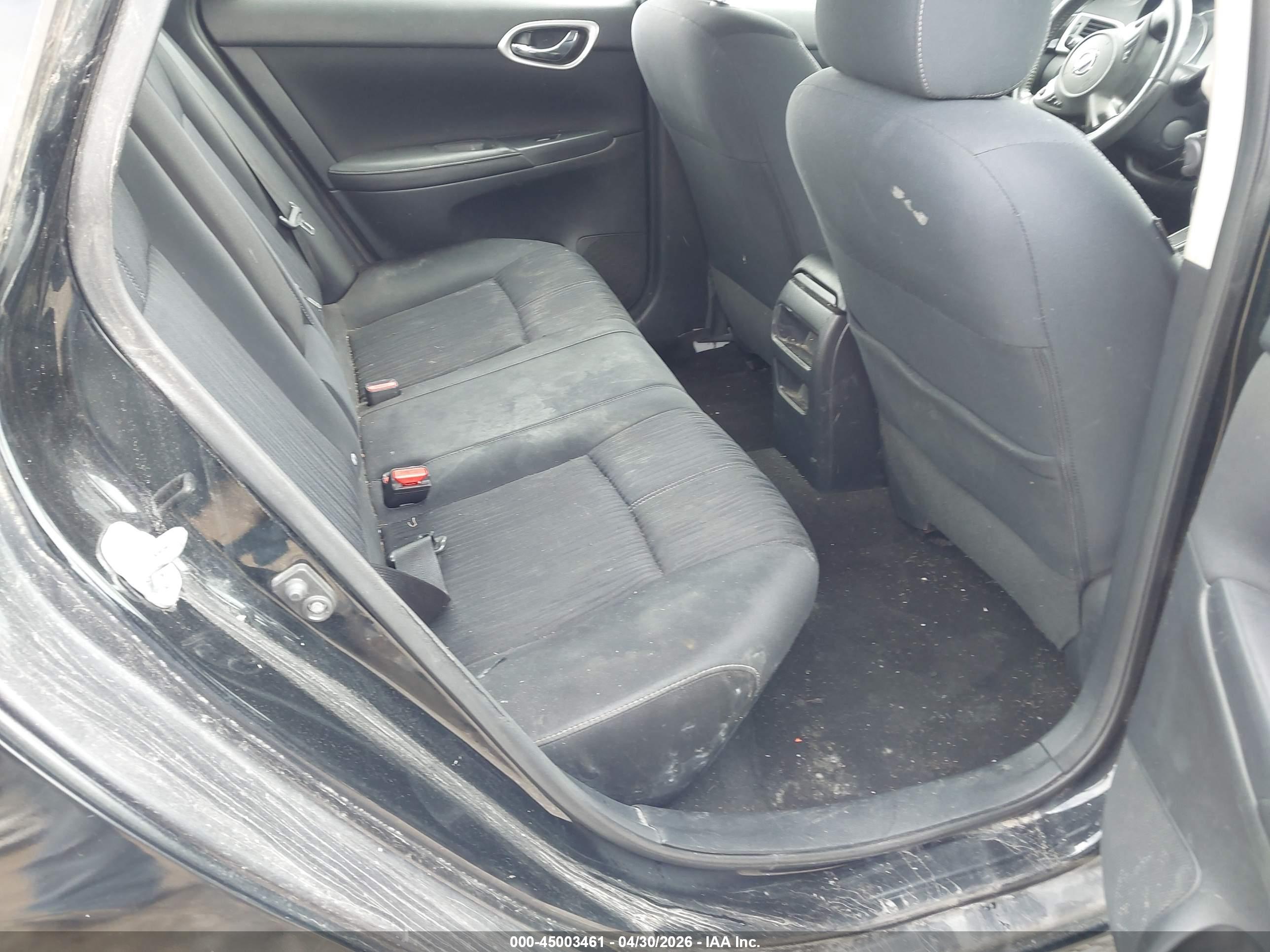 NISSAN SENTRA image 8