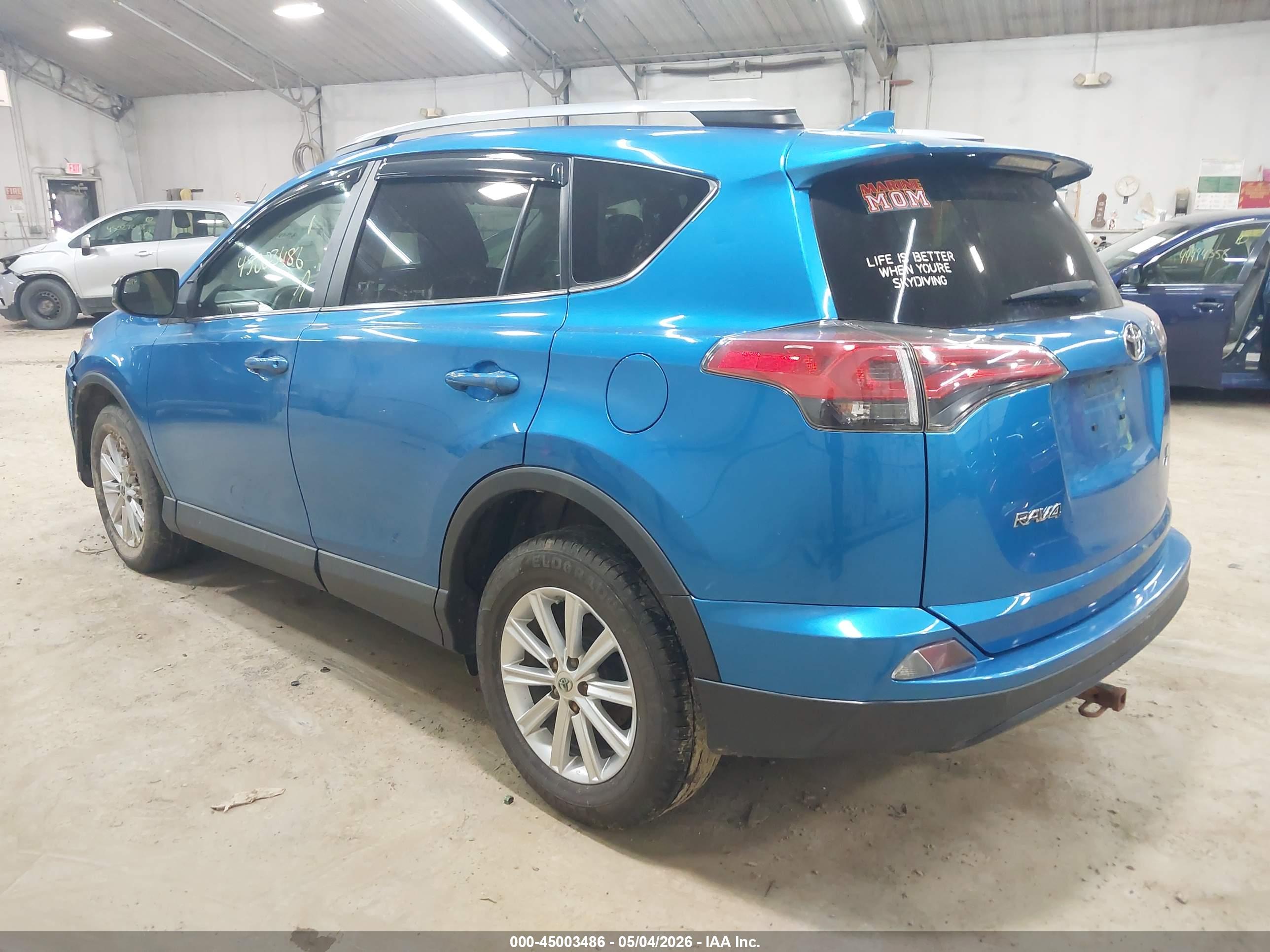 TOYOTA RAV4 image 3