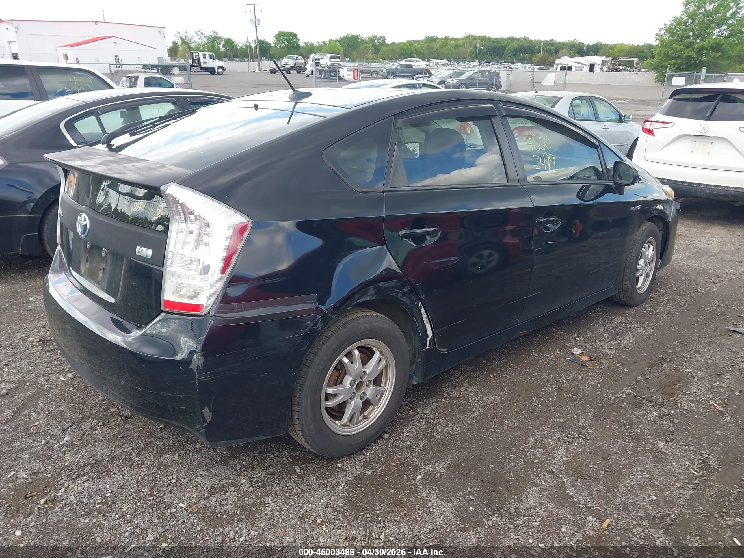 TOYOTA PRIUS image 4