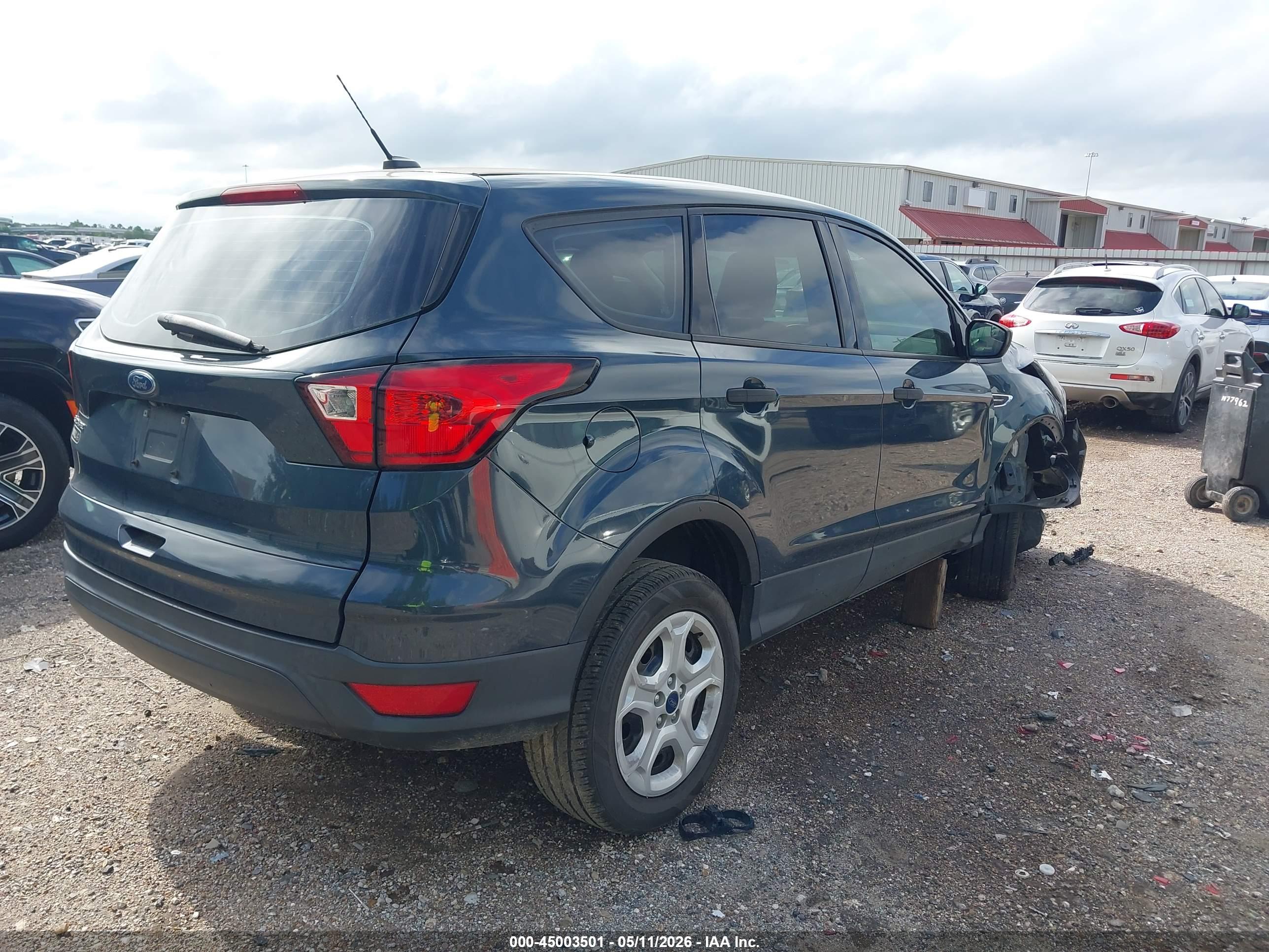 FORD ESCAPE image 4
