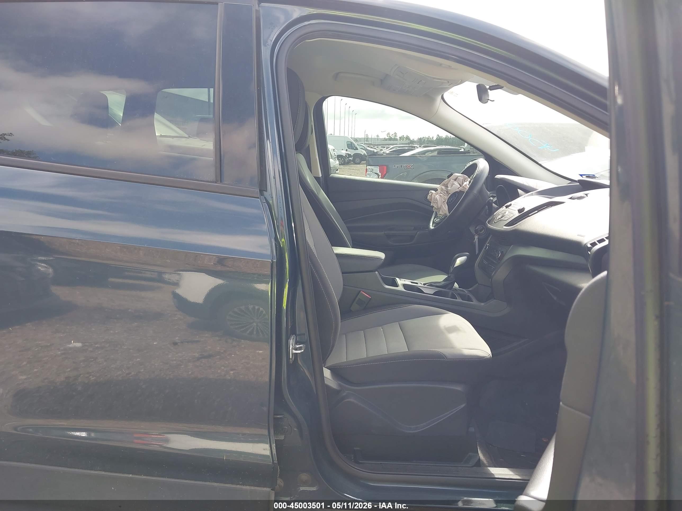 FORD ESCAPE image 5