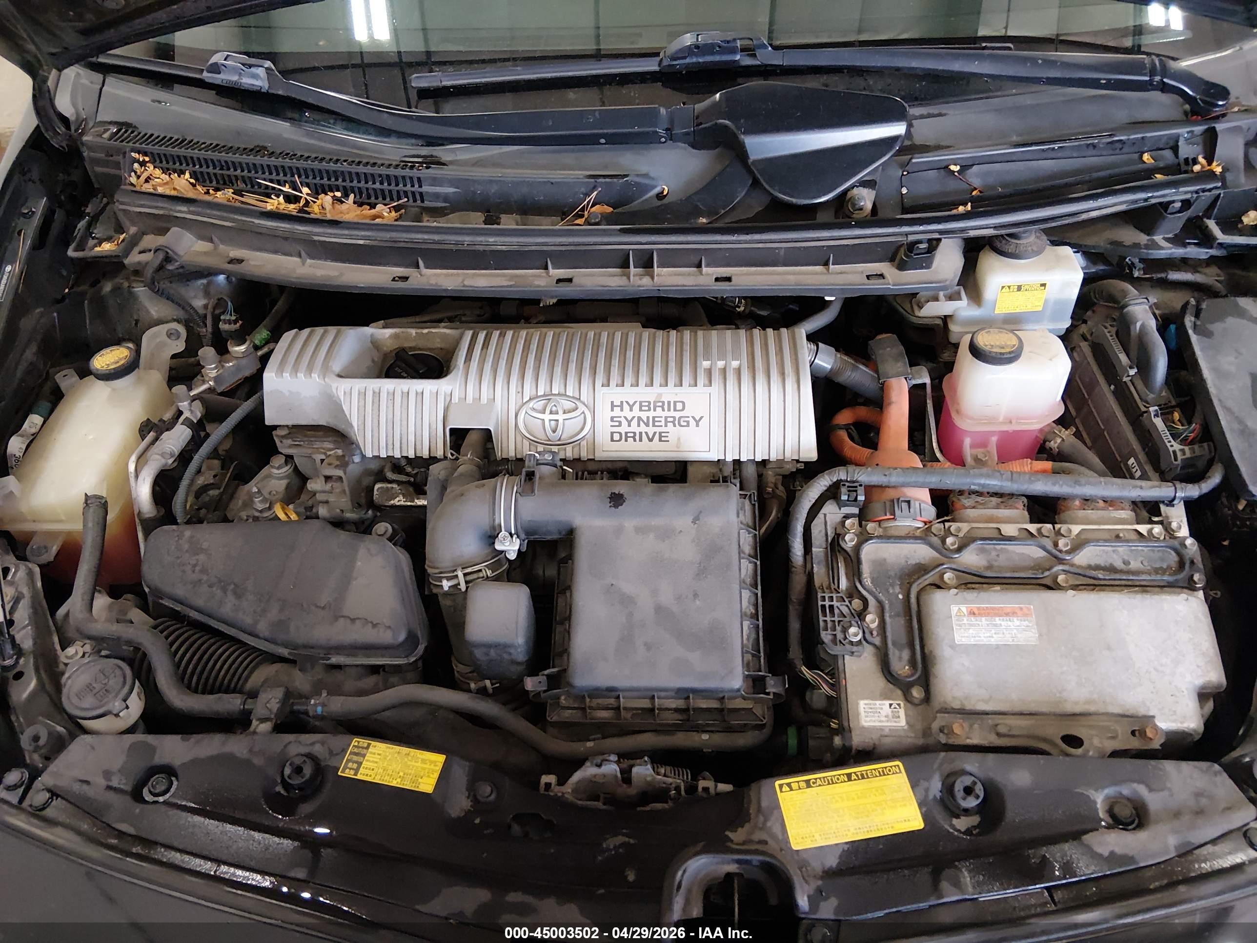 TOYOTA PRIUS image 10