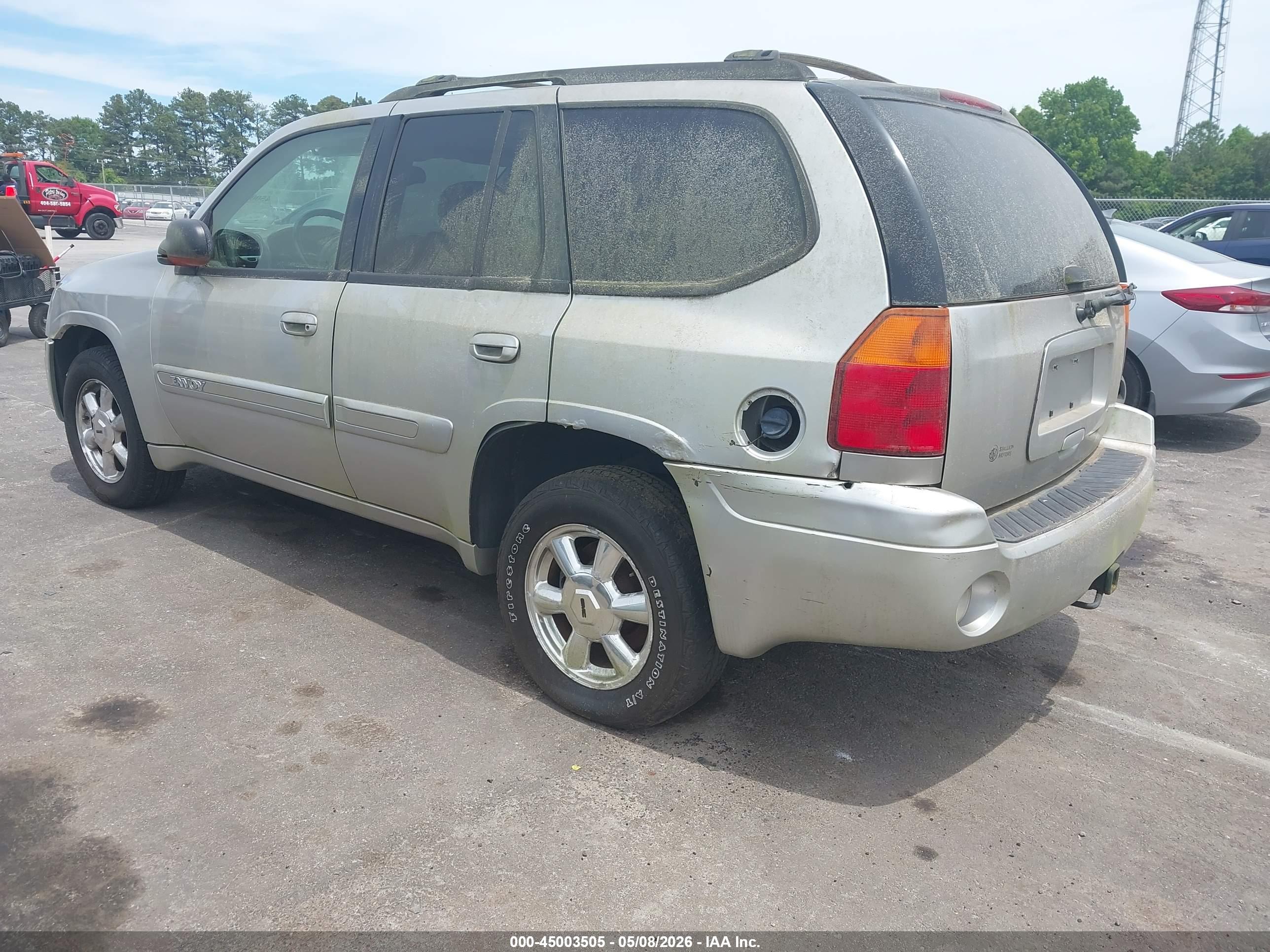 GMC ENVOY image 3