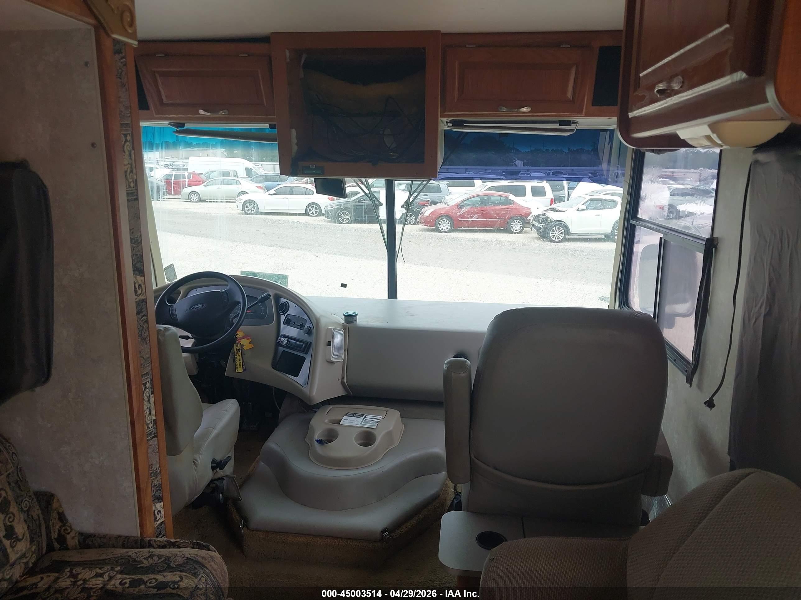 FORD F550 image 5