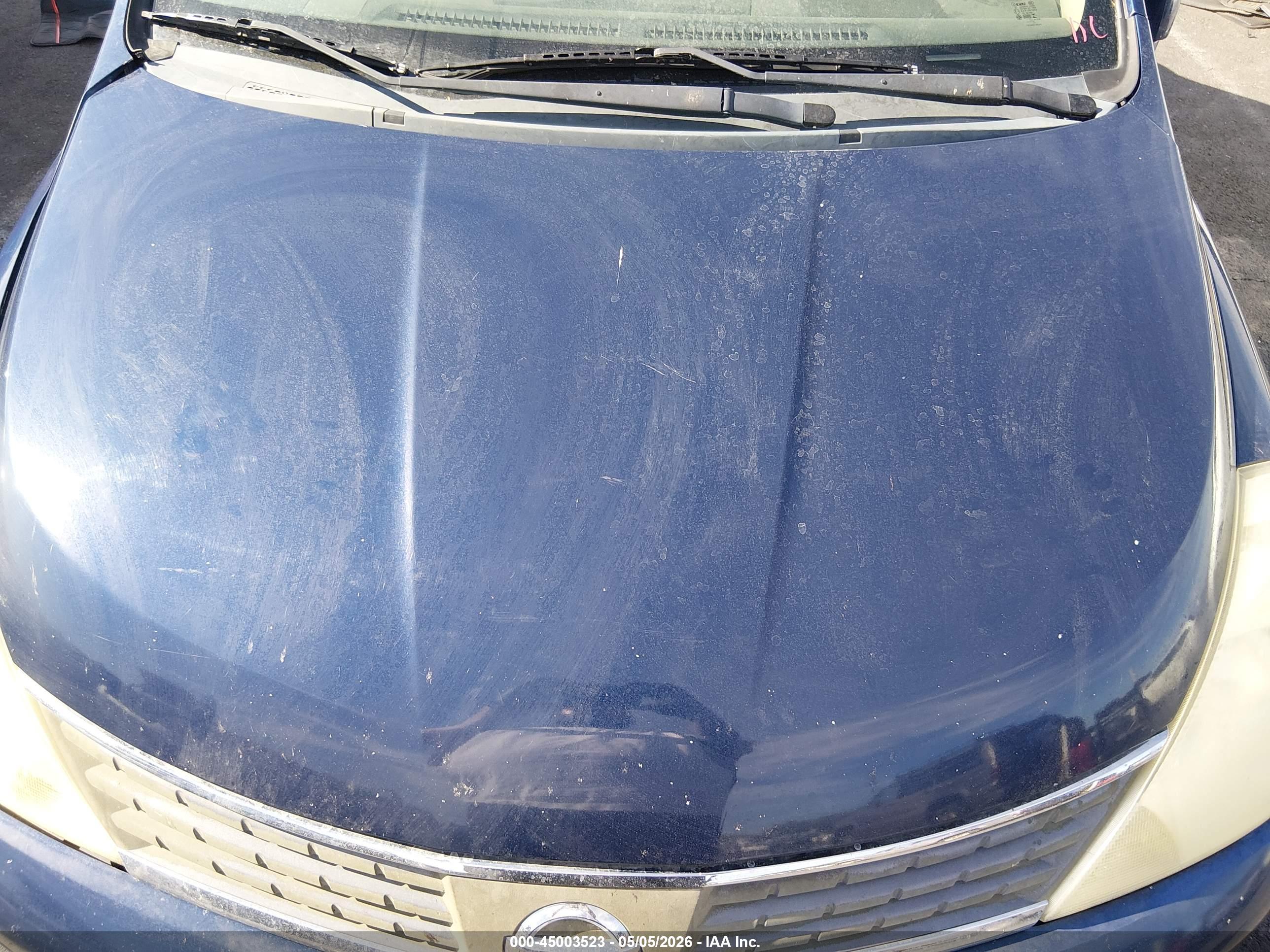 NISSAN VERSA image 6