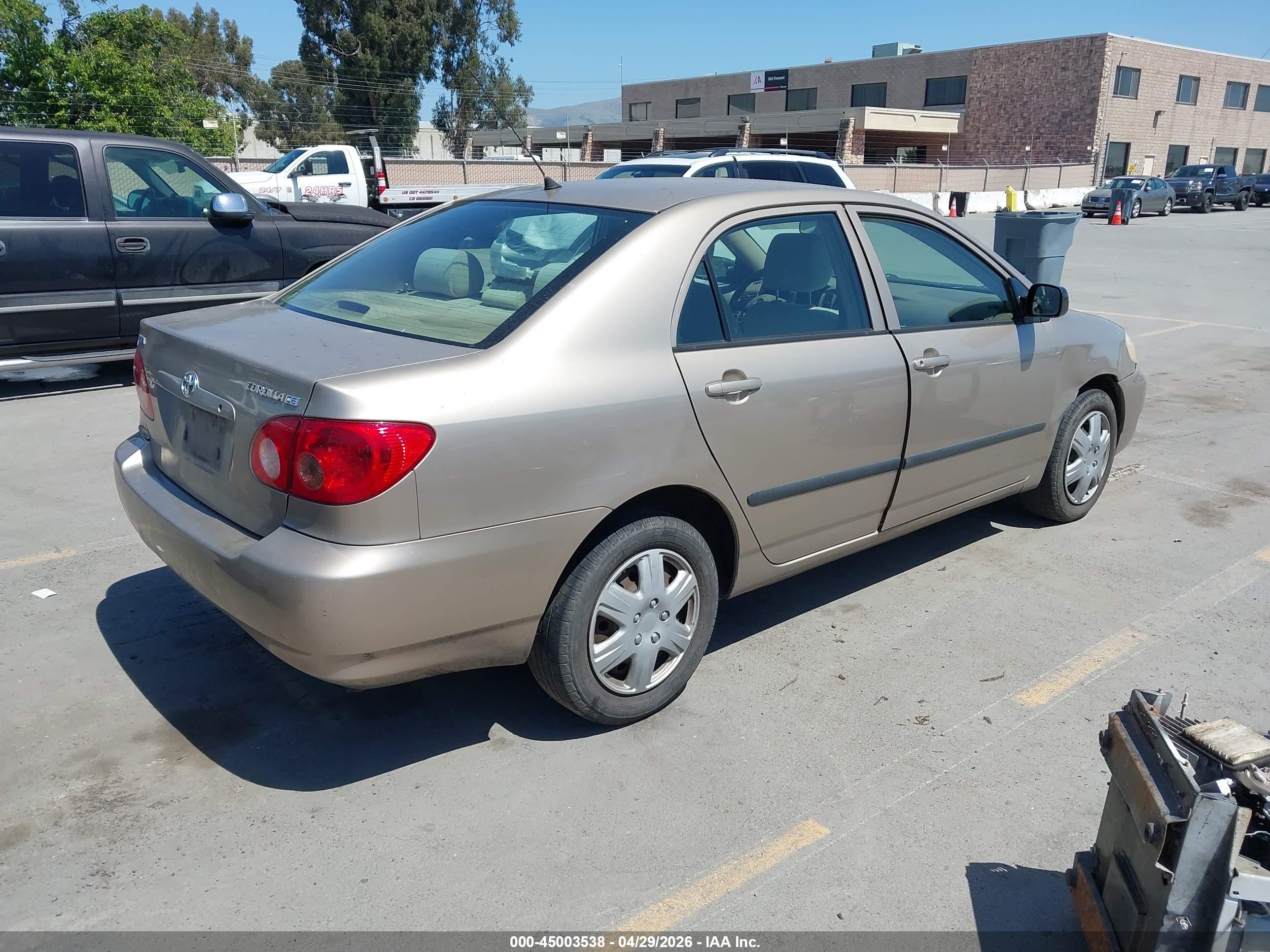 TOYOTA COROLLA image 4