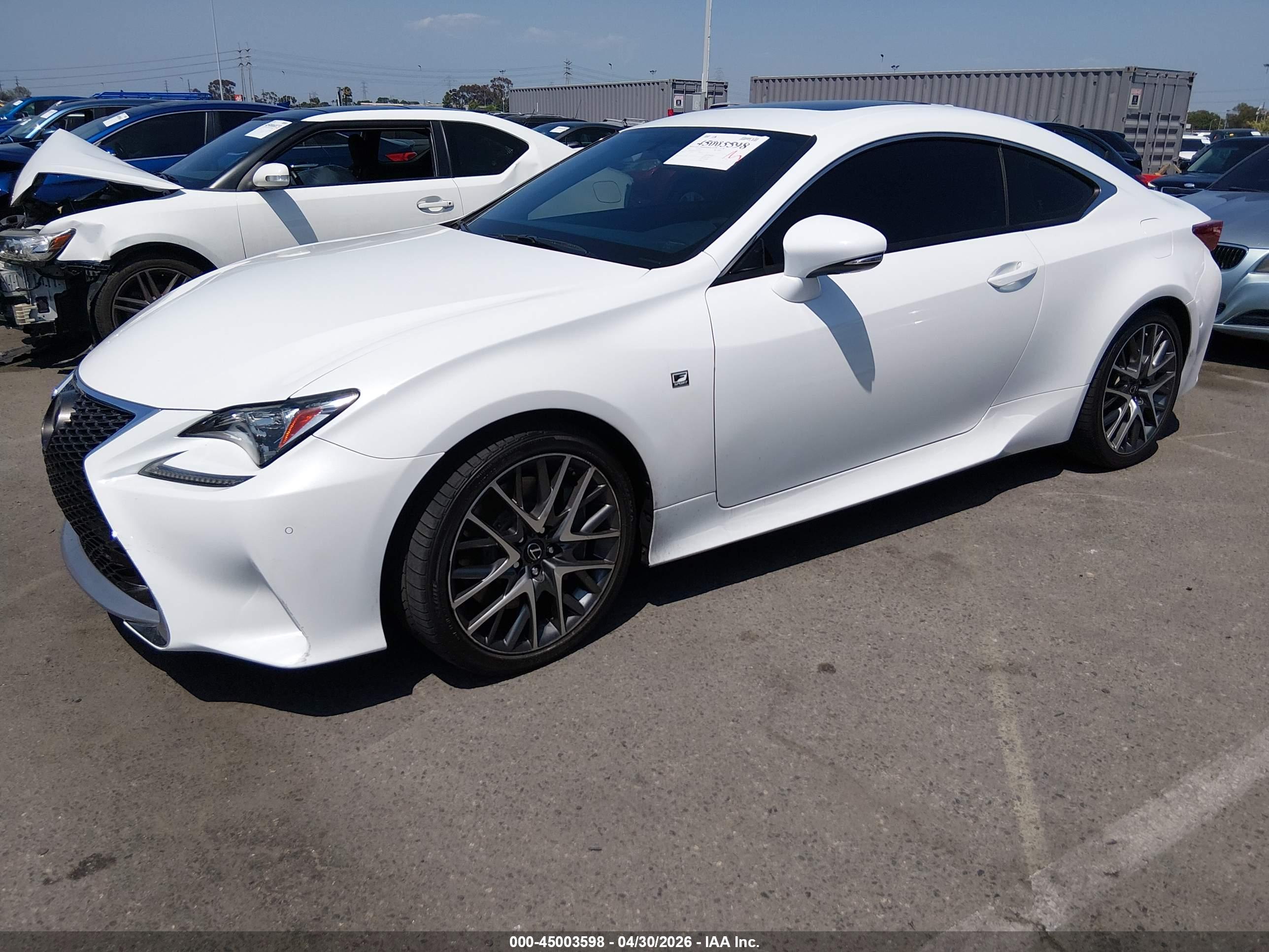 LEXUS RC image 2