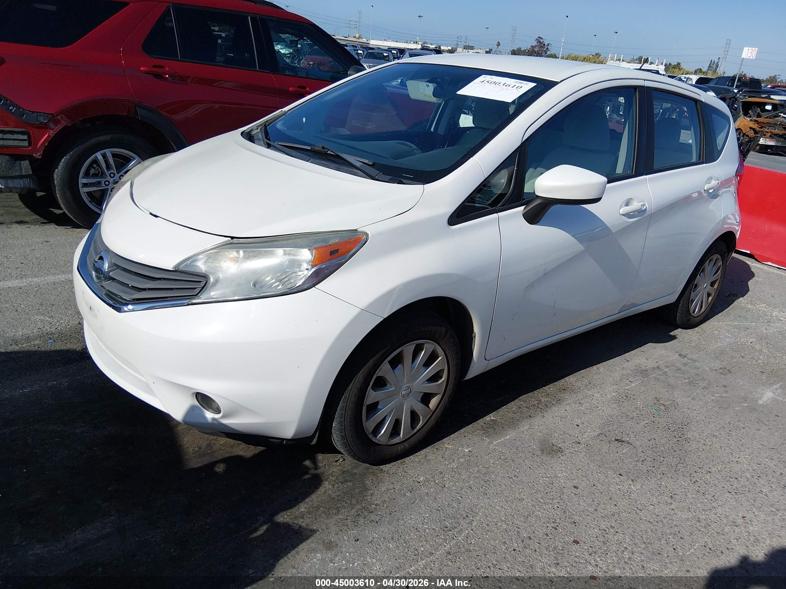 NISSAN VERSA image 2