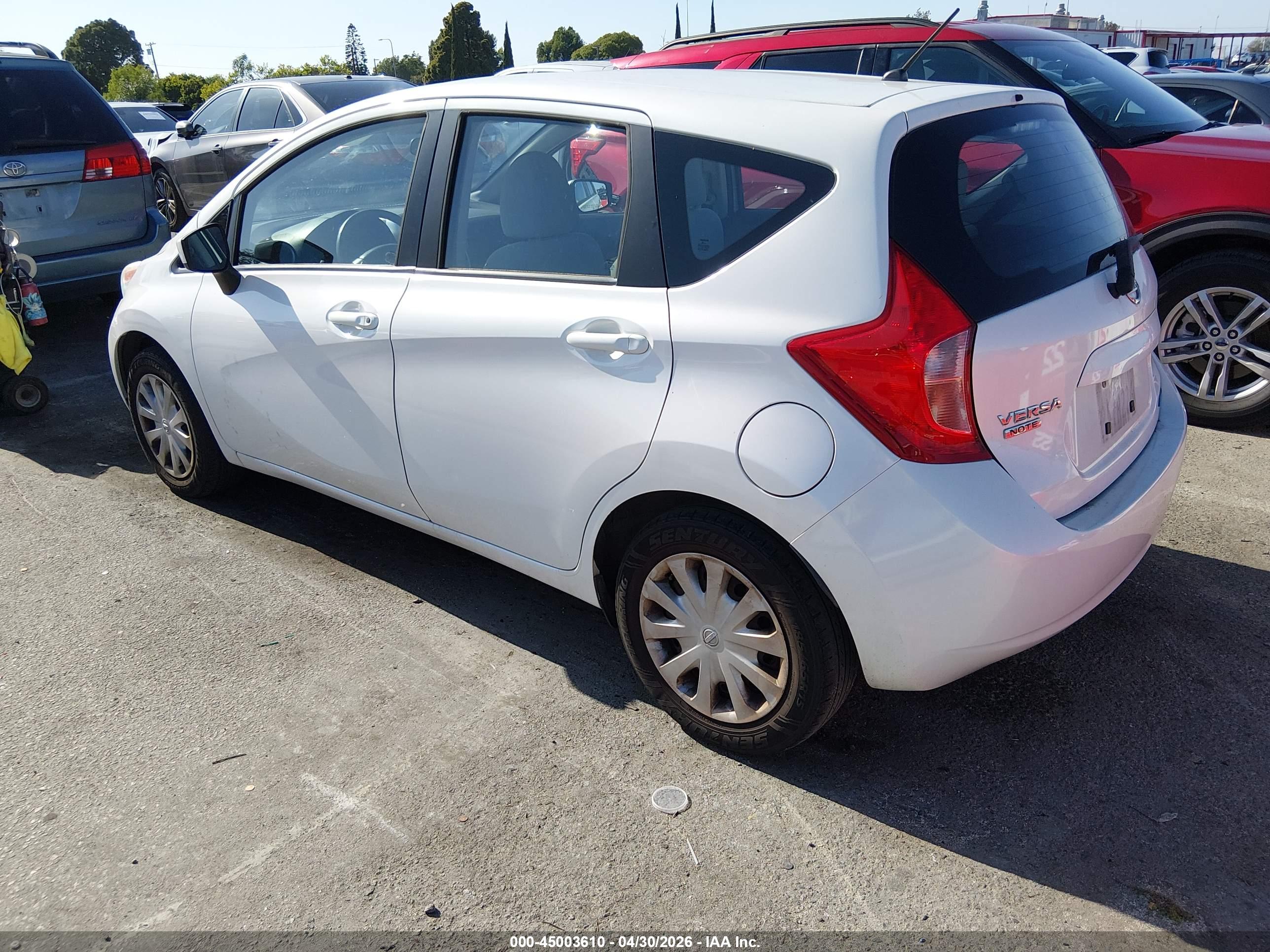 NISSAN VERSA image 3