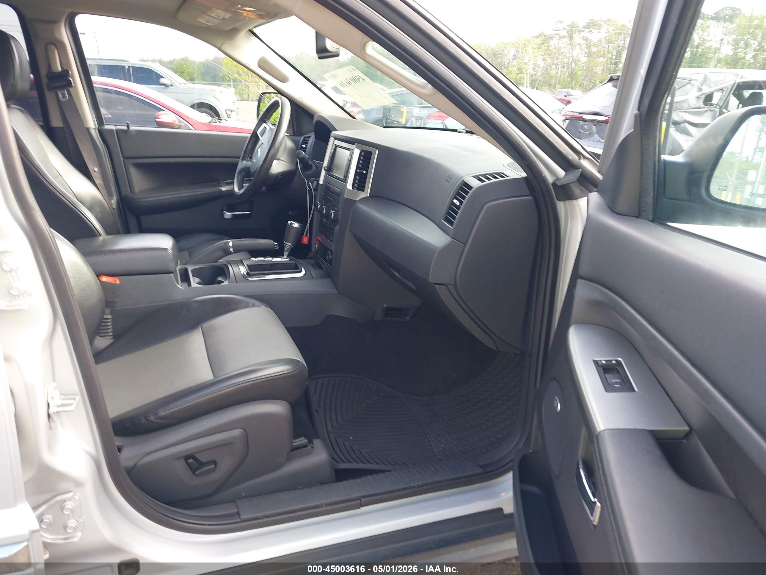 JEEP GRAND image 5