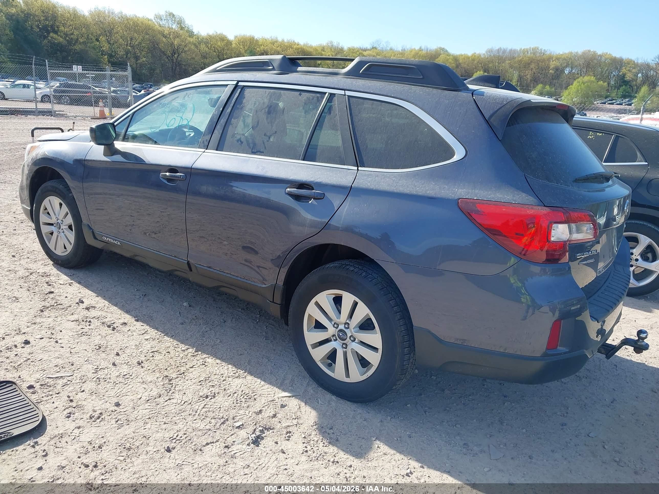 SUBARU OUTBACK image 3