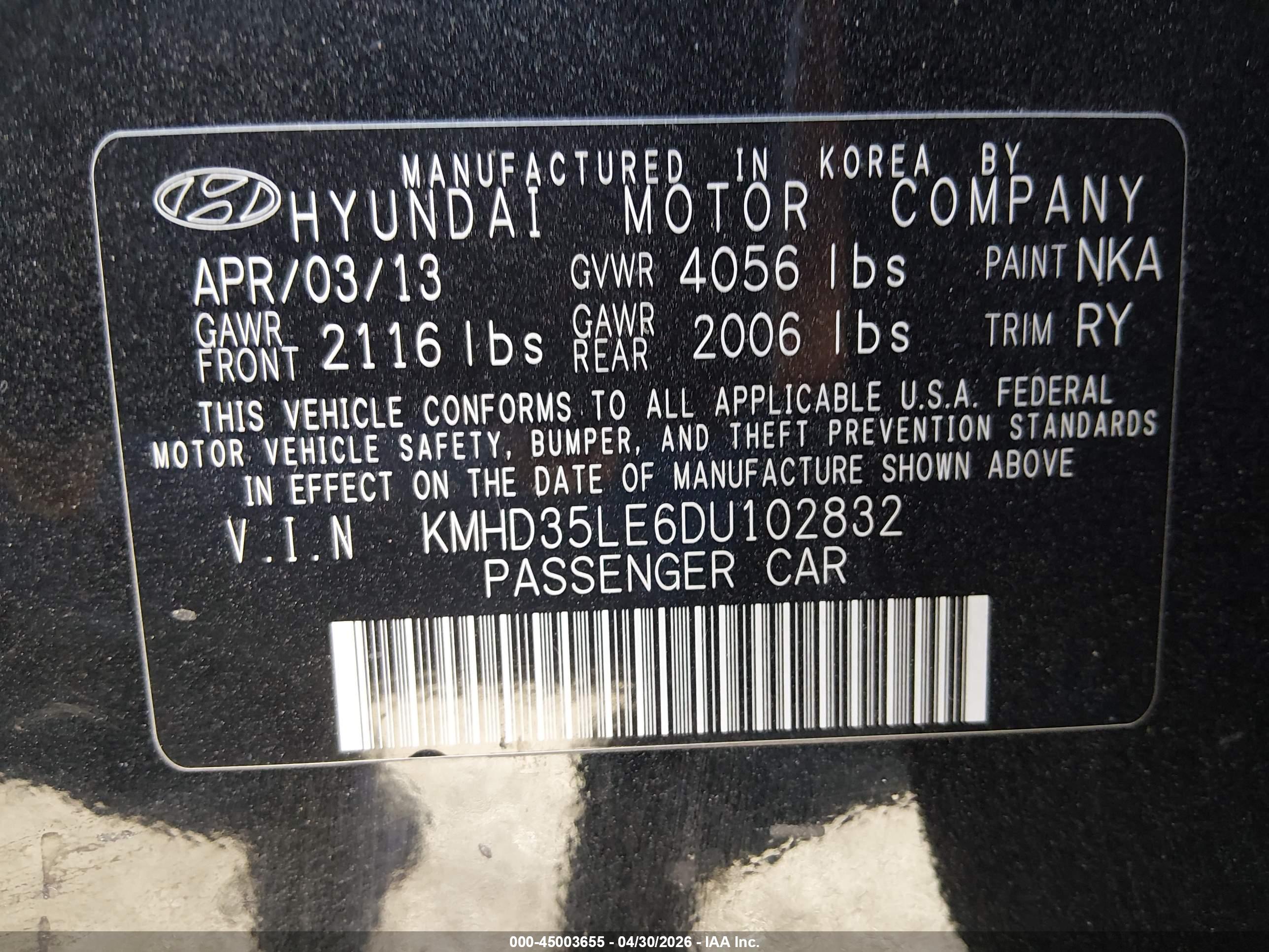 HYUNDAI ELANTRA image 9