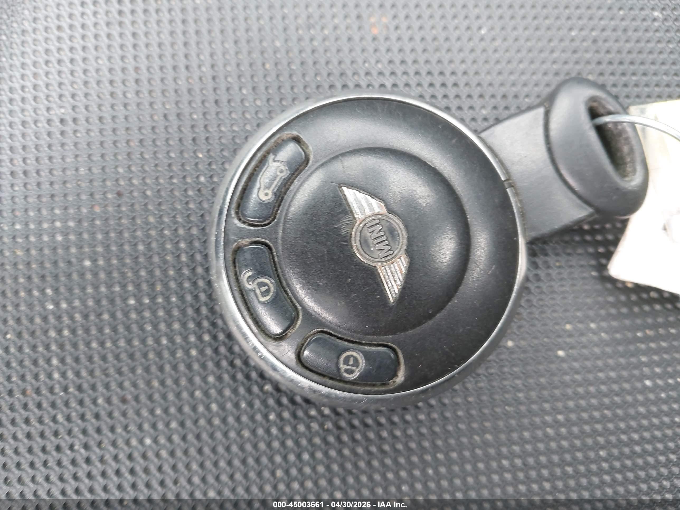 MINI COUNTRYMAN image 11
