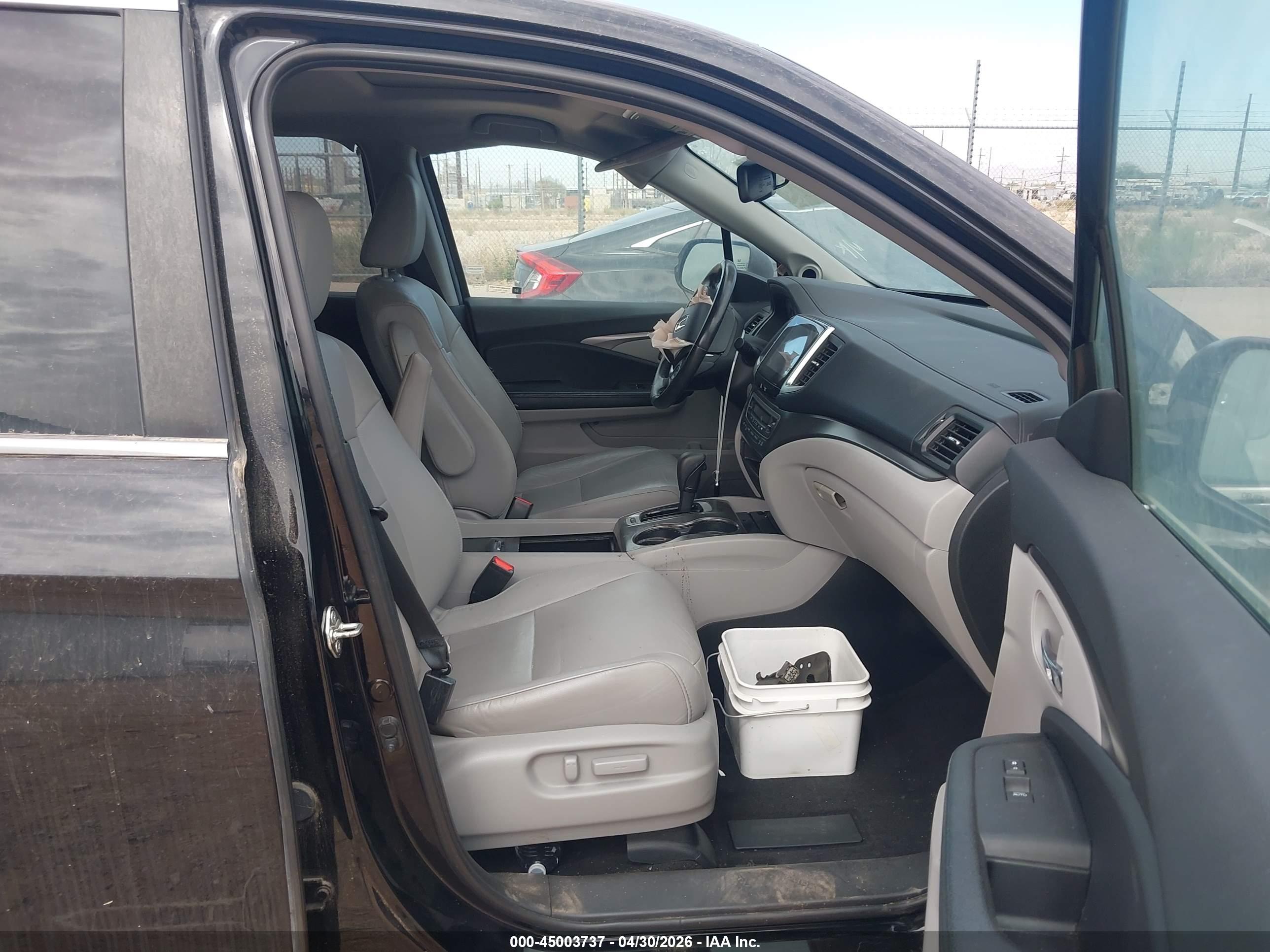 HONDA PILOT image 5
