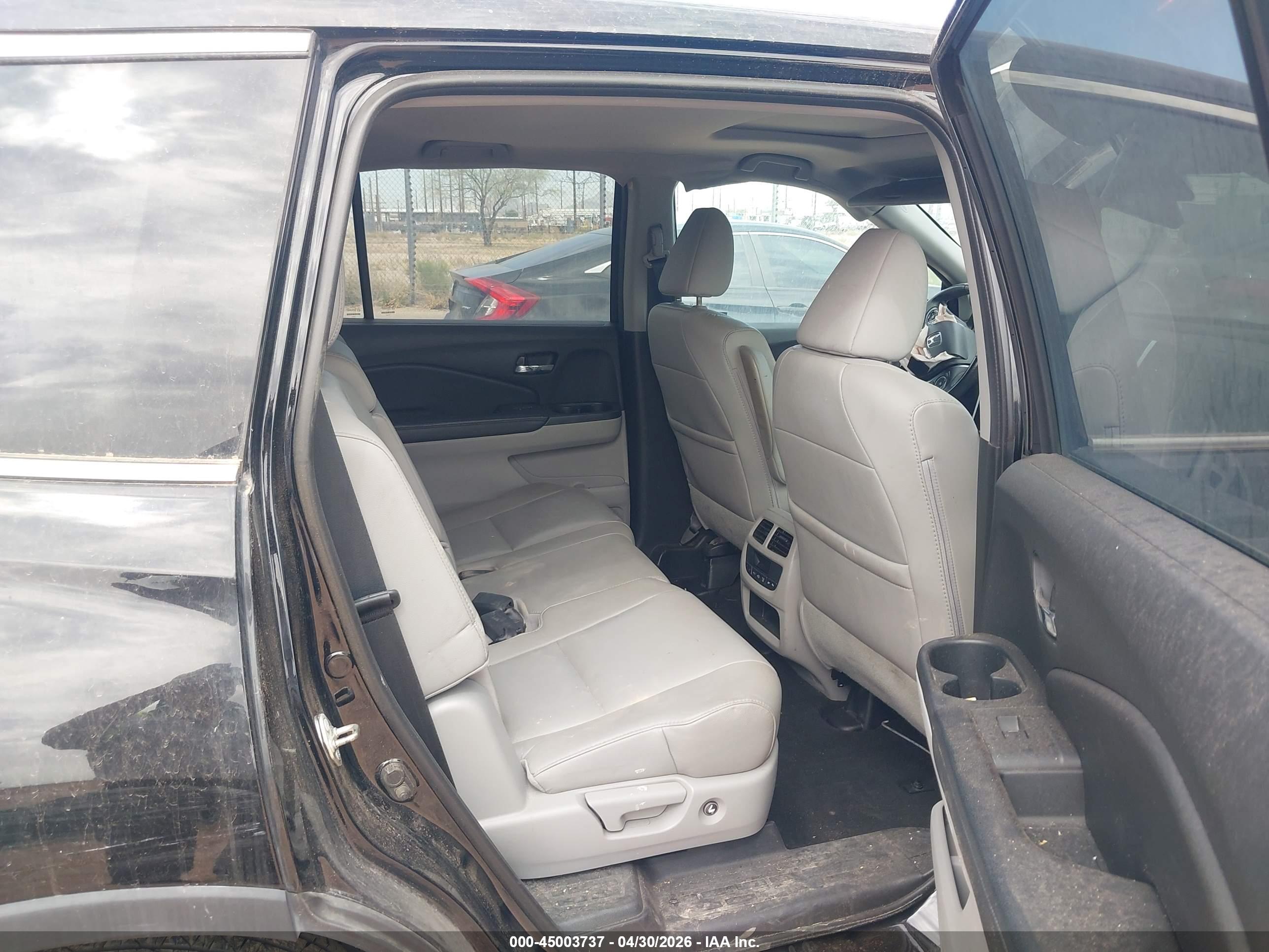 HONDA PILOT image 8