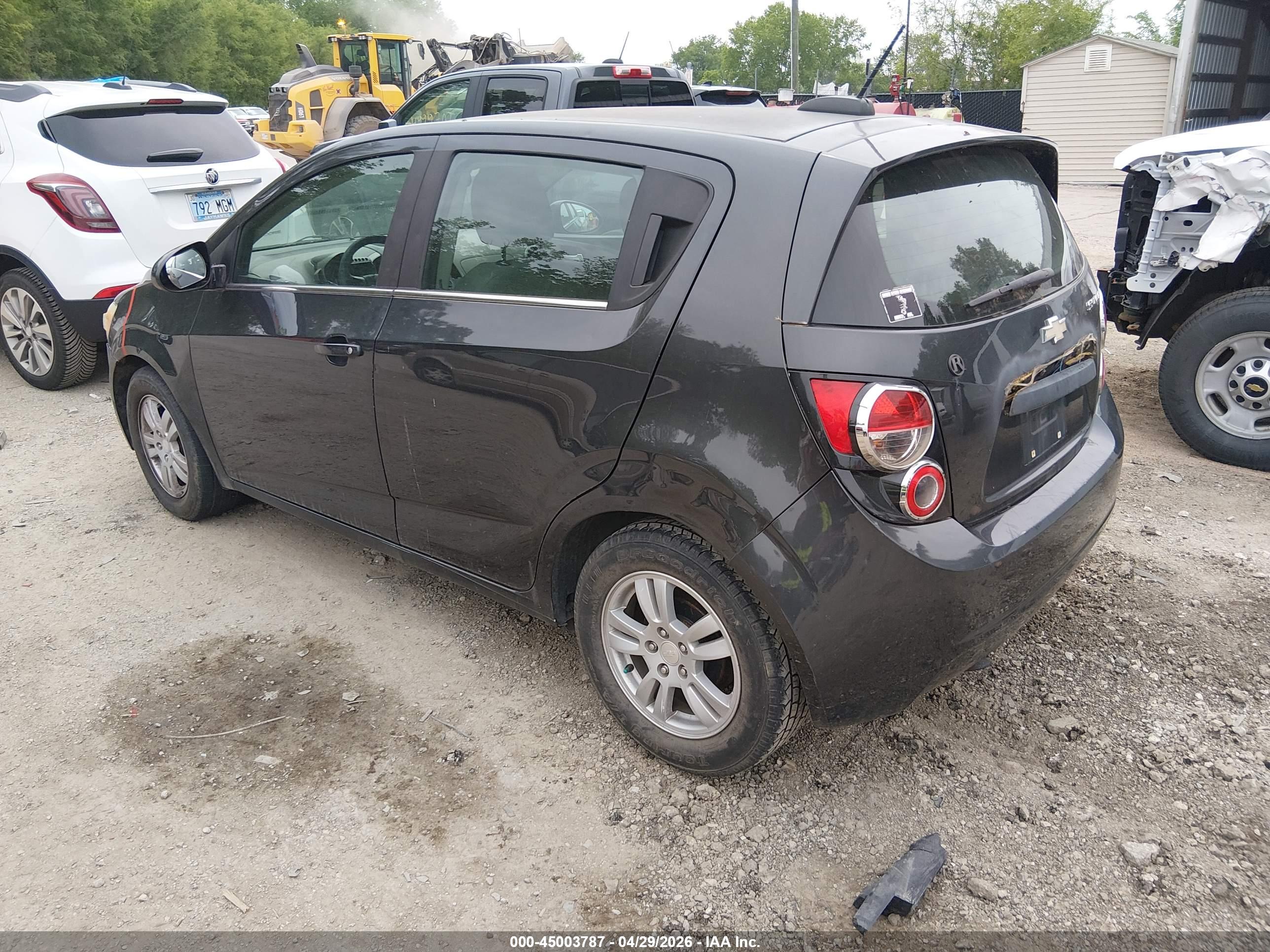 CHEVROLET SONIC image 3