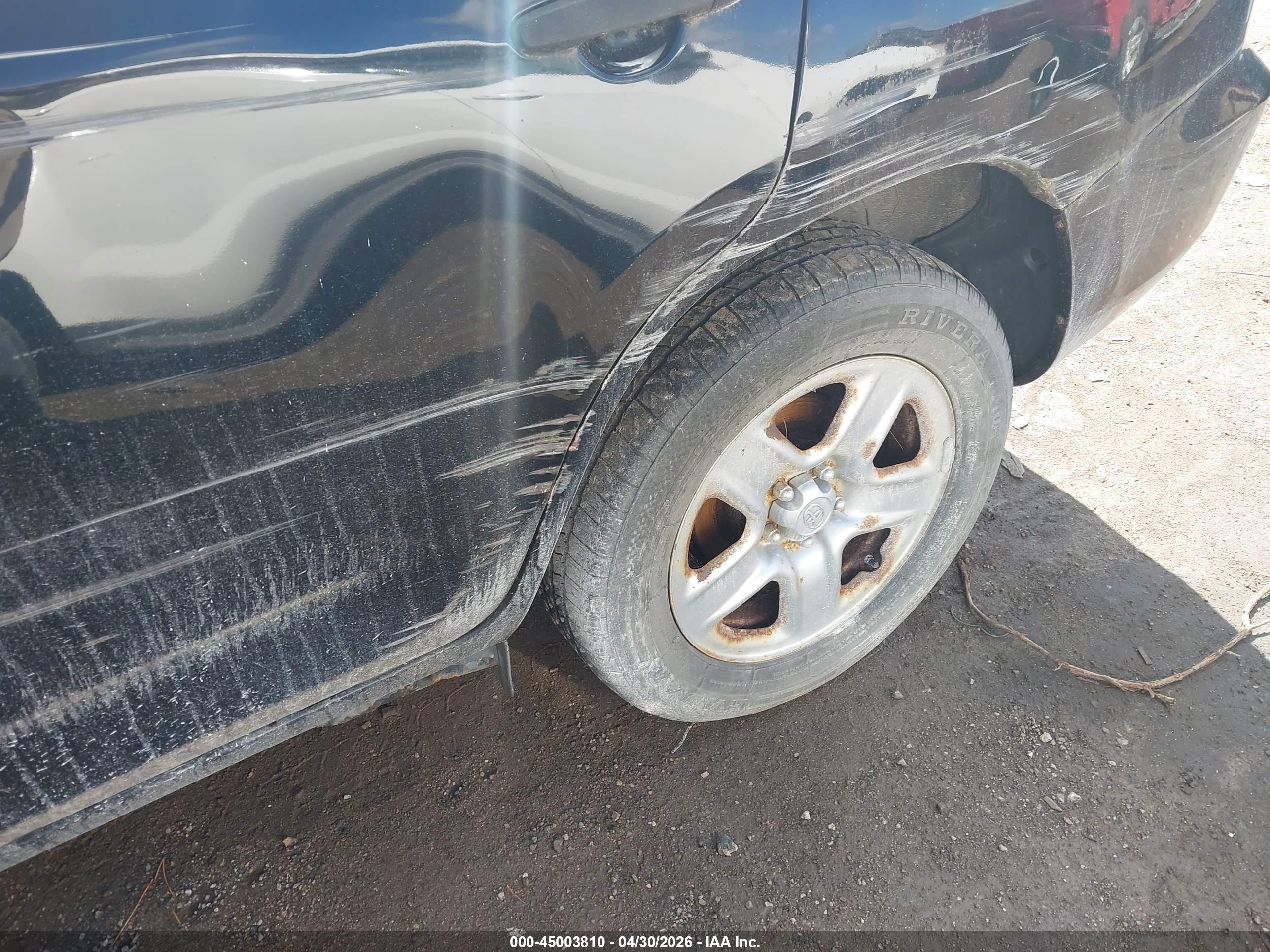 TOYOTA RAV4 image 6