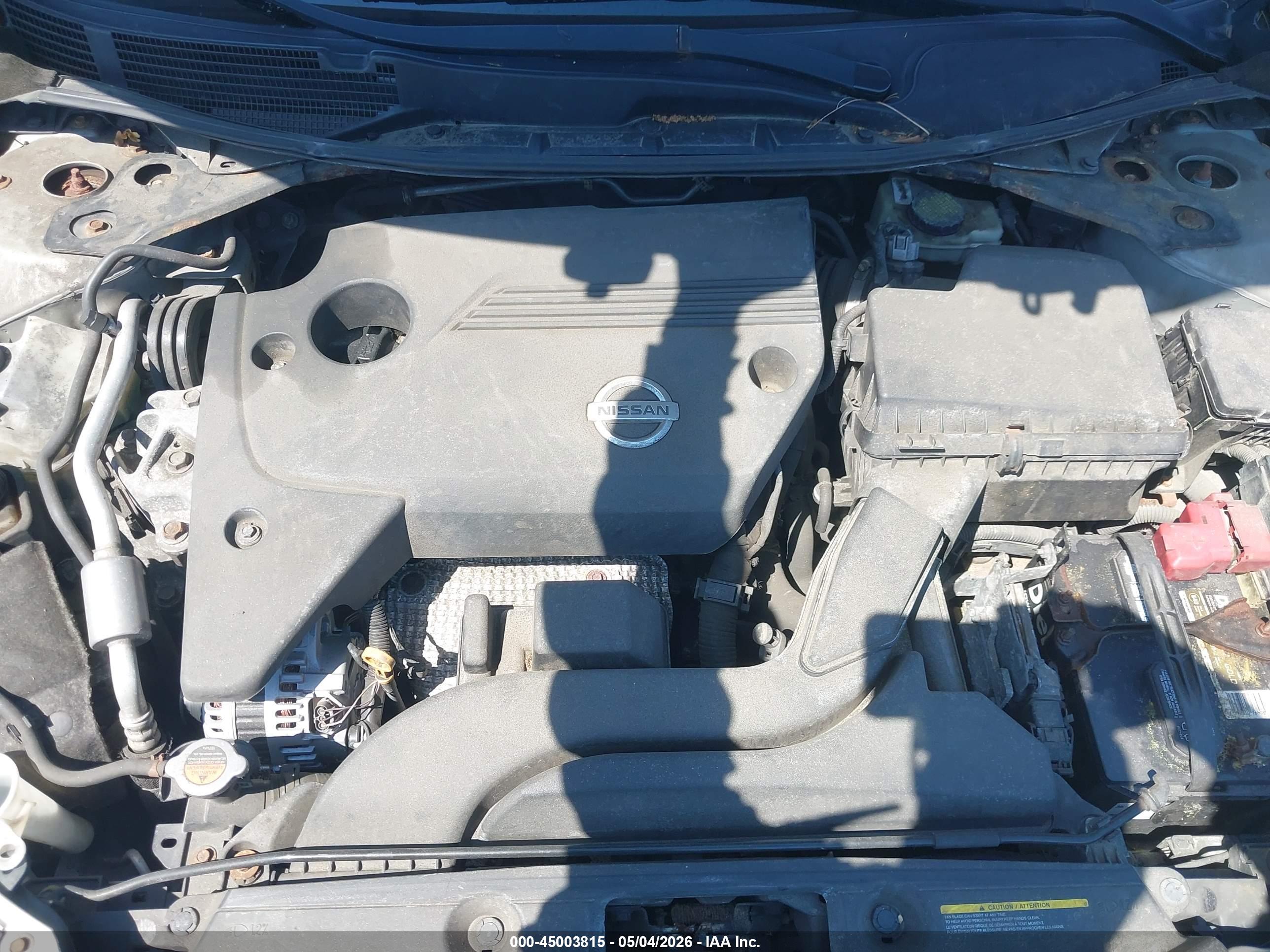 NISSAN ALTIMA image 10
