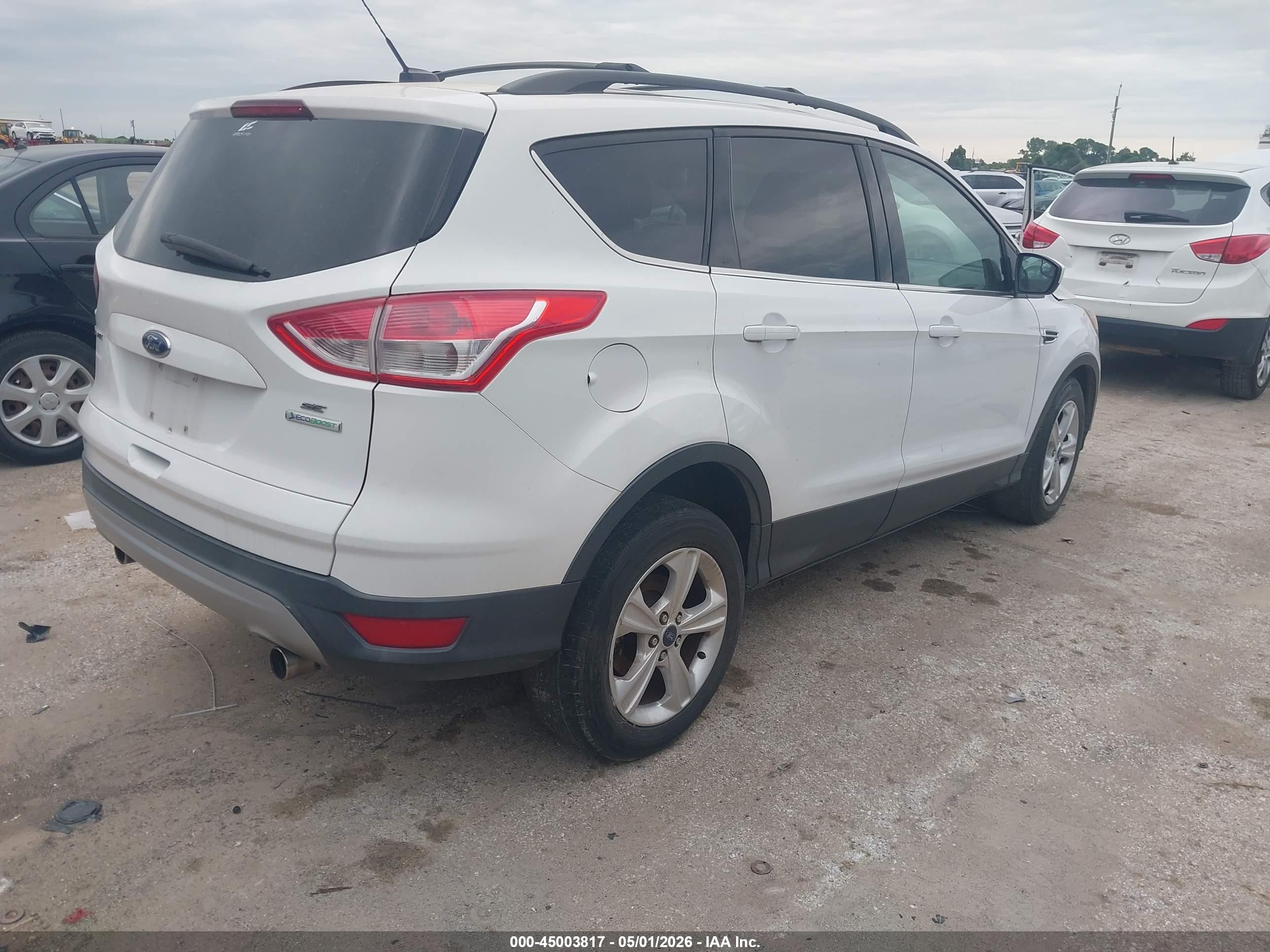 FORD ESCAPE image 4