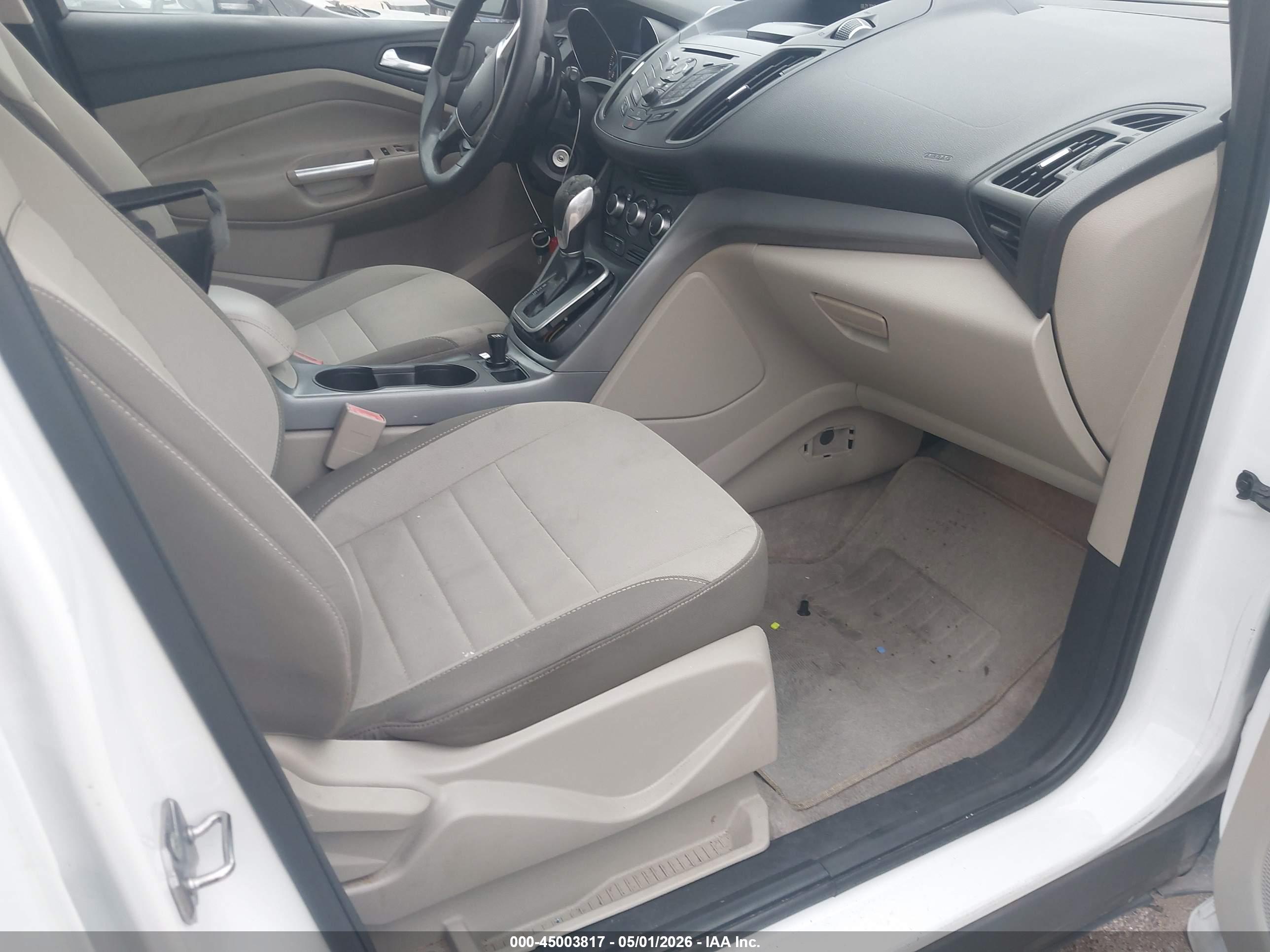 FORD ESCAPE image 5