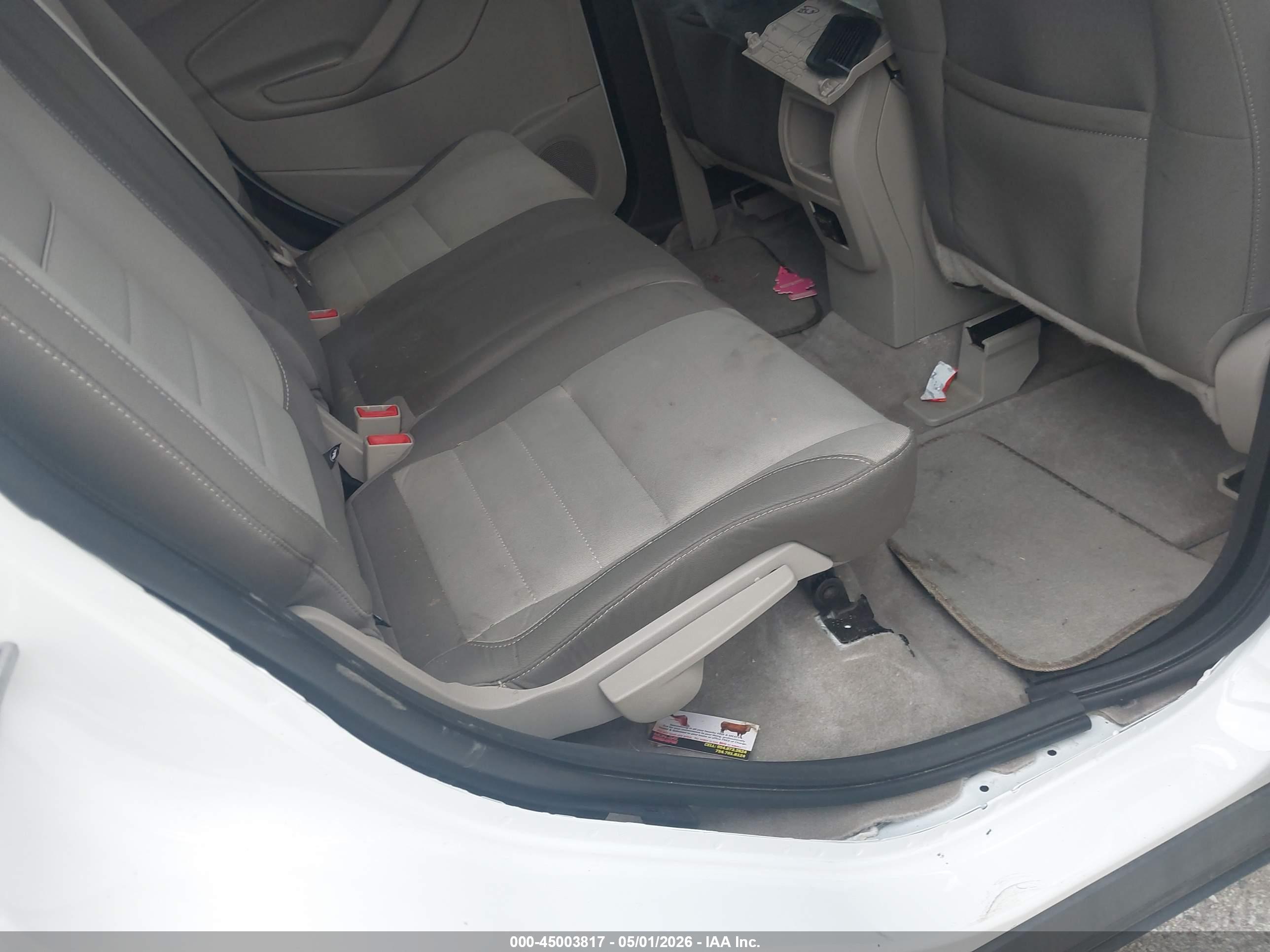 FORD ESCAPE image 8