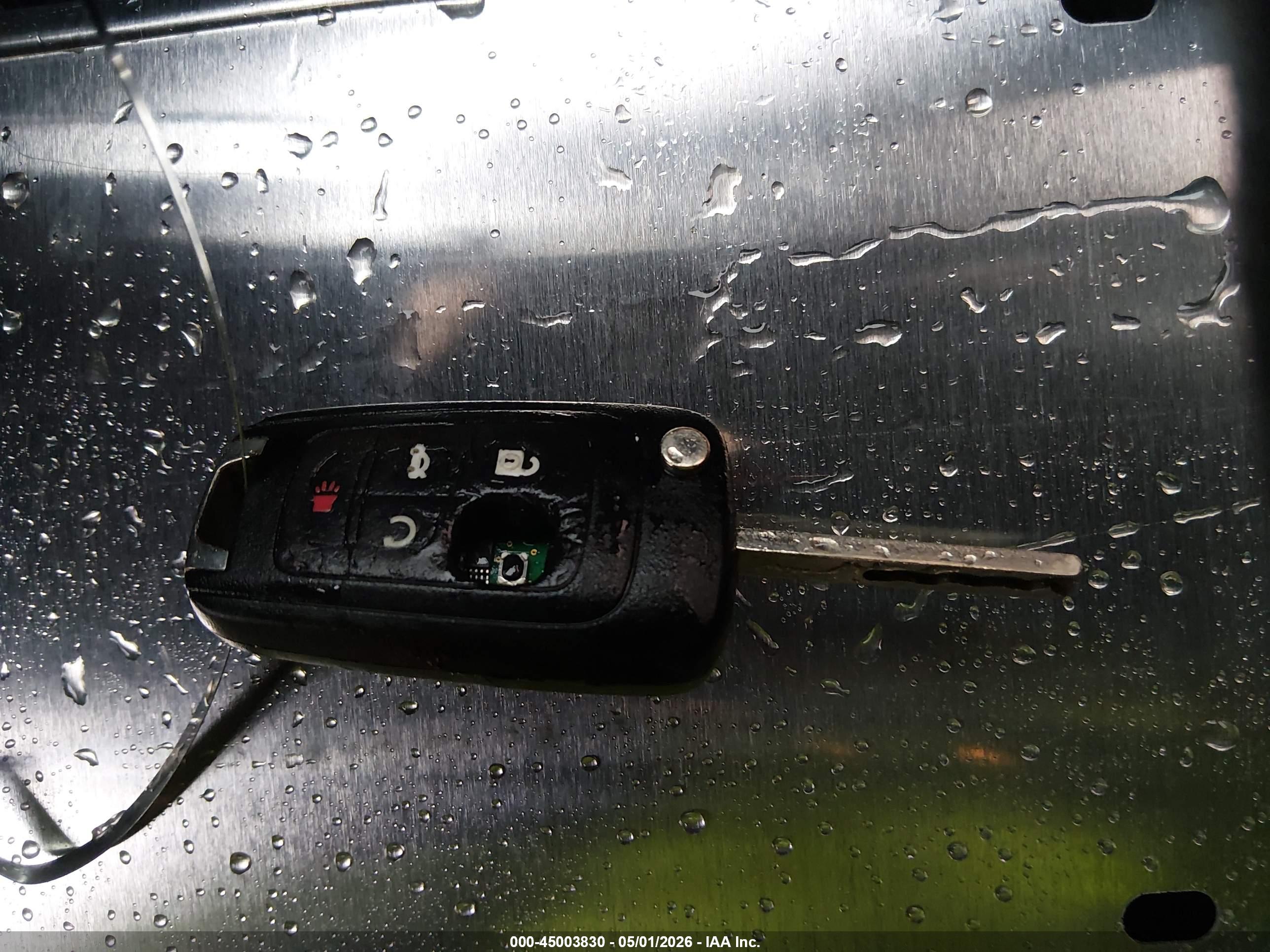 CHEVROLET EQUINOX image 11