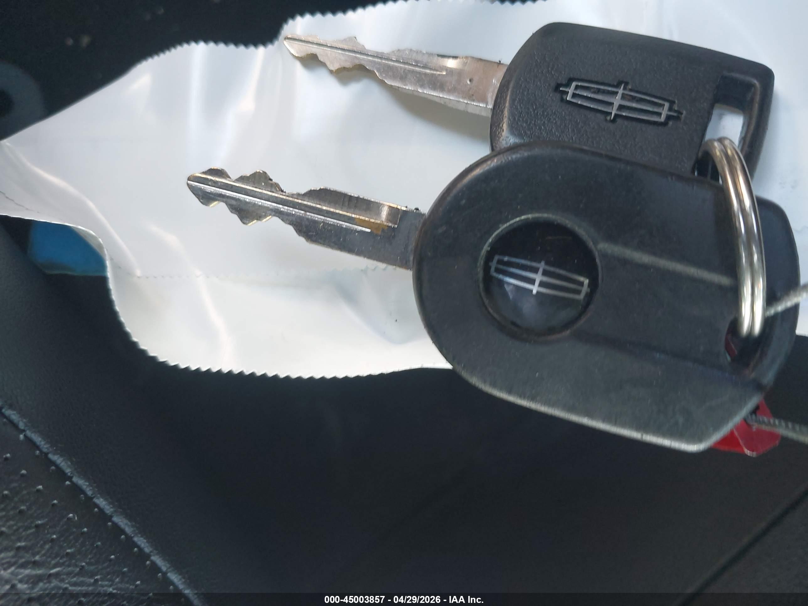 LINCOLN MKZ image 11