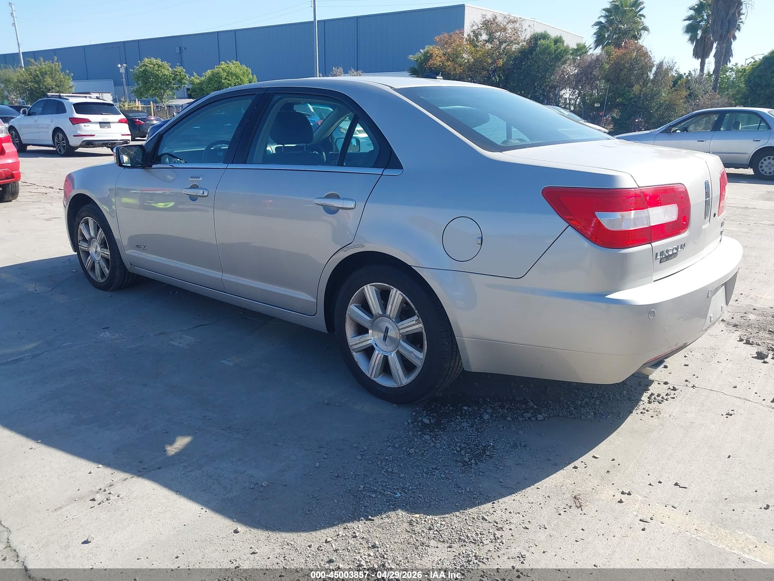 LINCOLN MKZ image 3