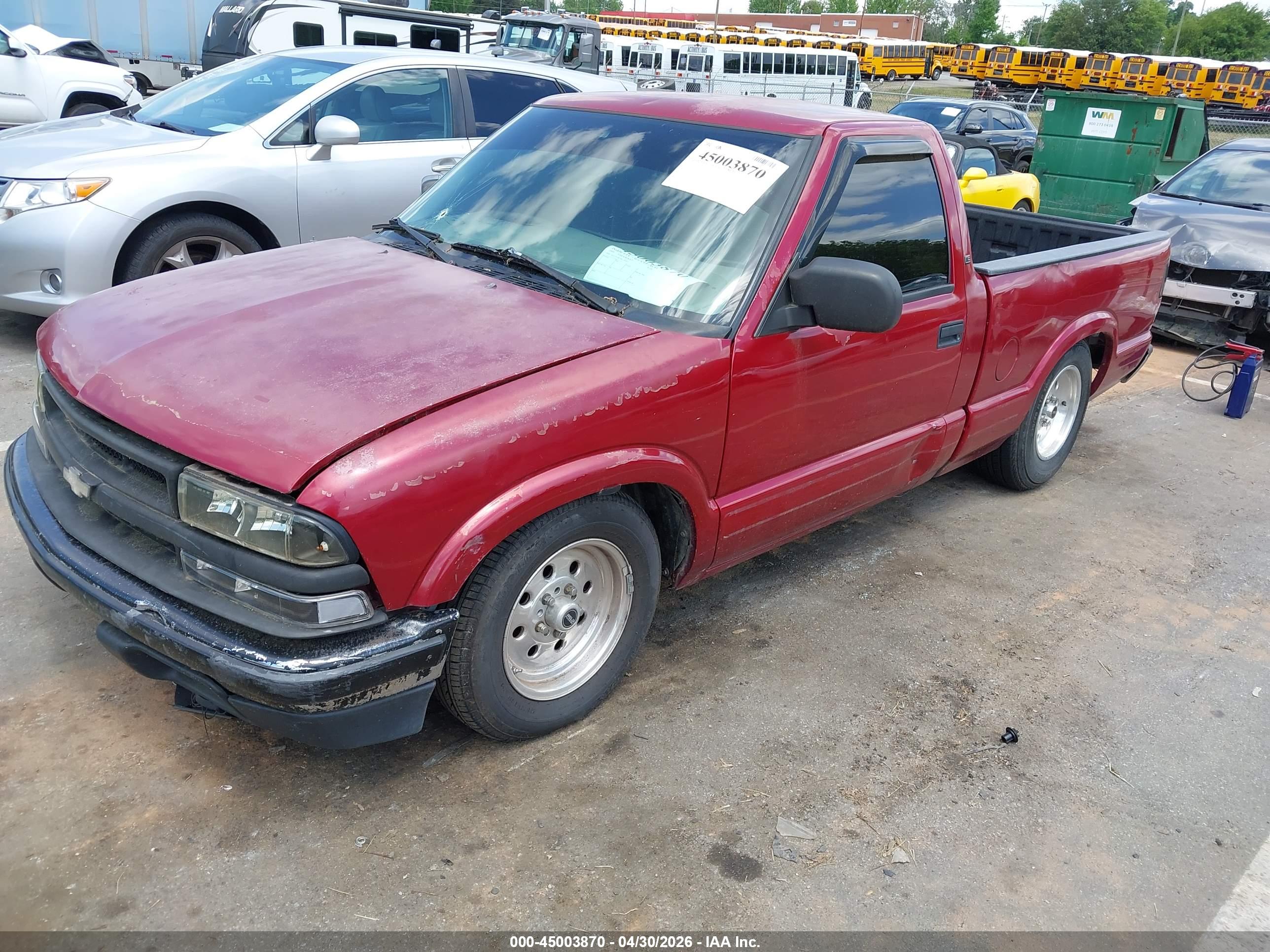 CHEVROLET S-10 image 2