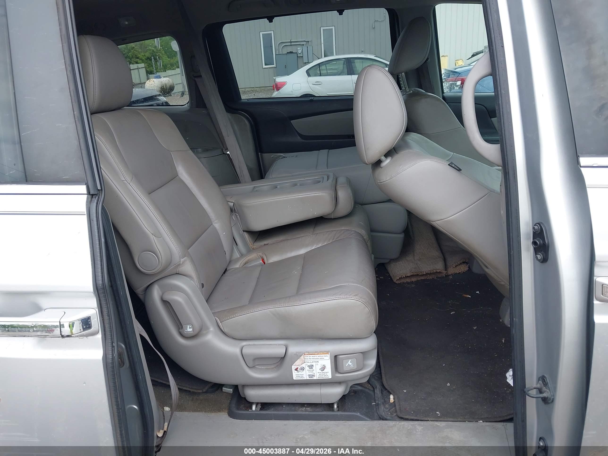 HONDA ODYSSEY image 8