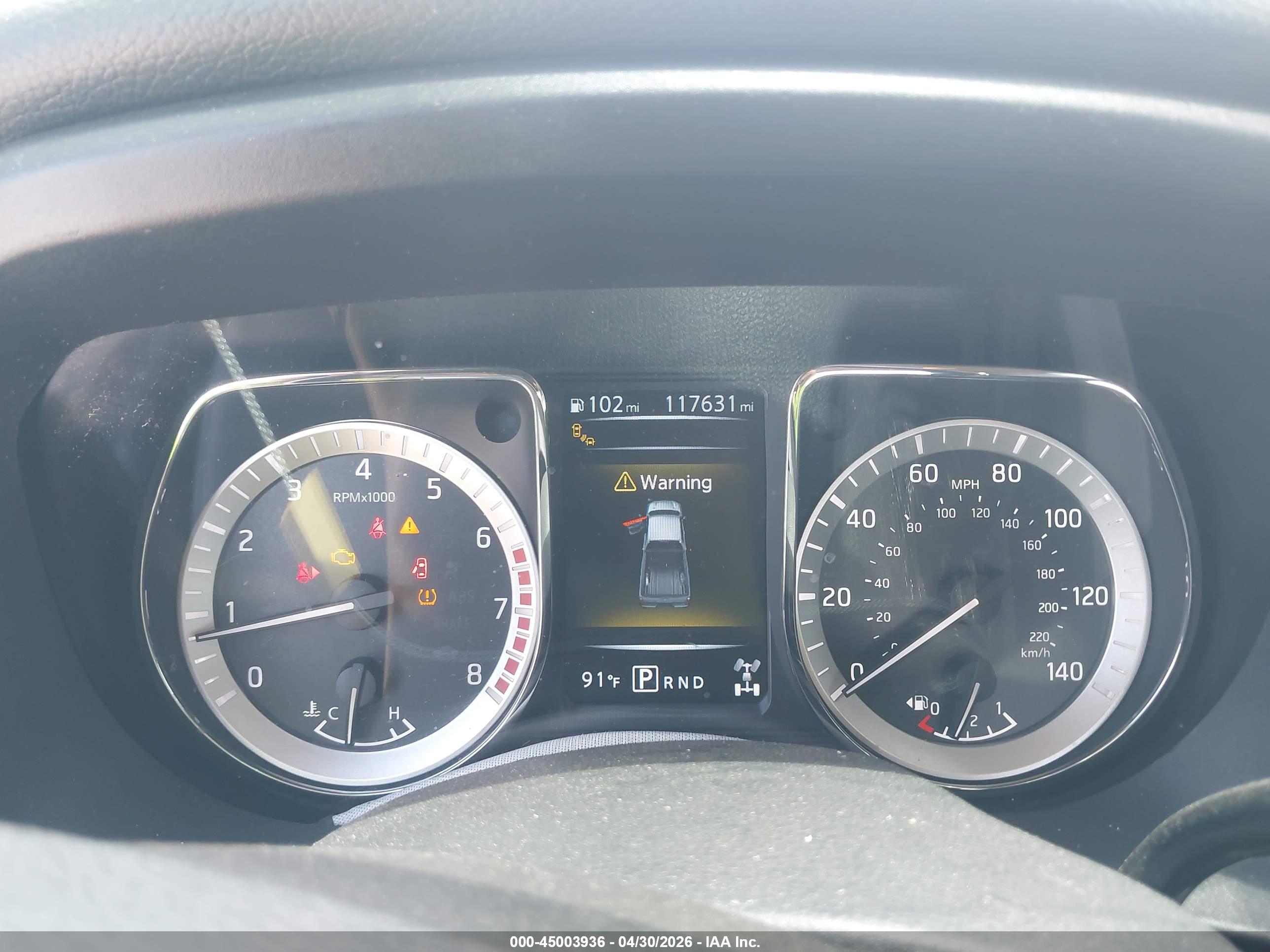 NISSAN TITAN image 7
